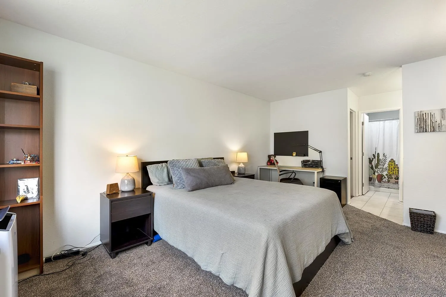 https://cdn.realtyfeed.com/cdn/127/260014015/7b85a2d445f3faac0d0e28f24efe06e6.webp