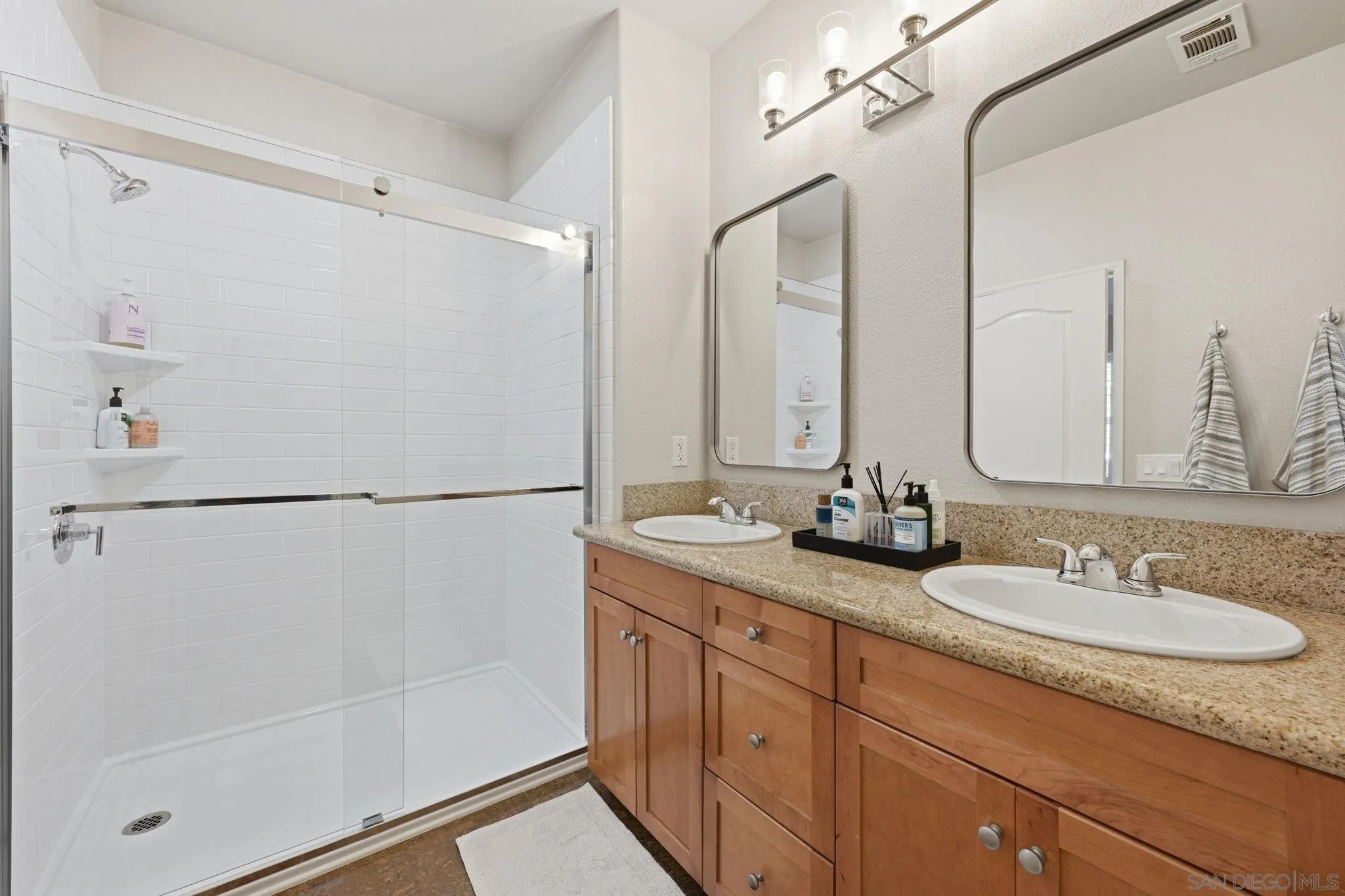 Photo #24: 260014022 Listing: Photo #24