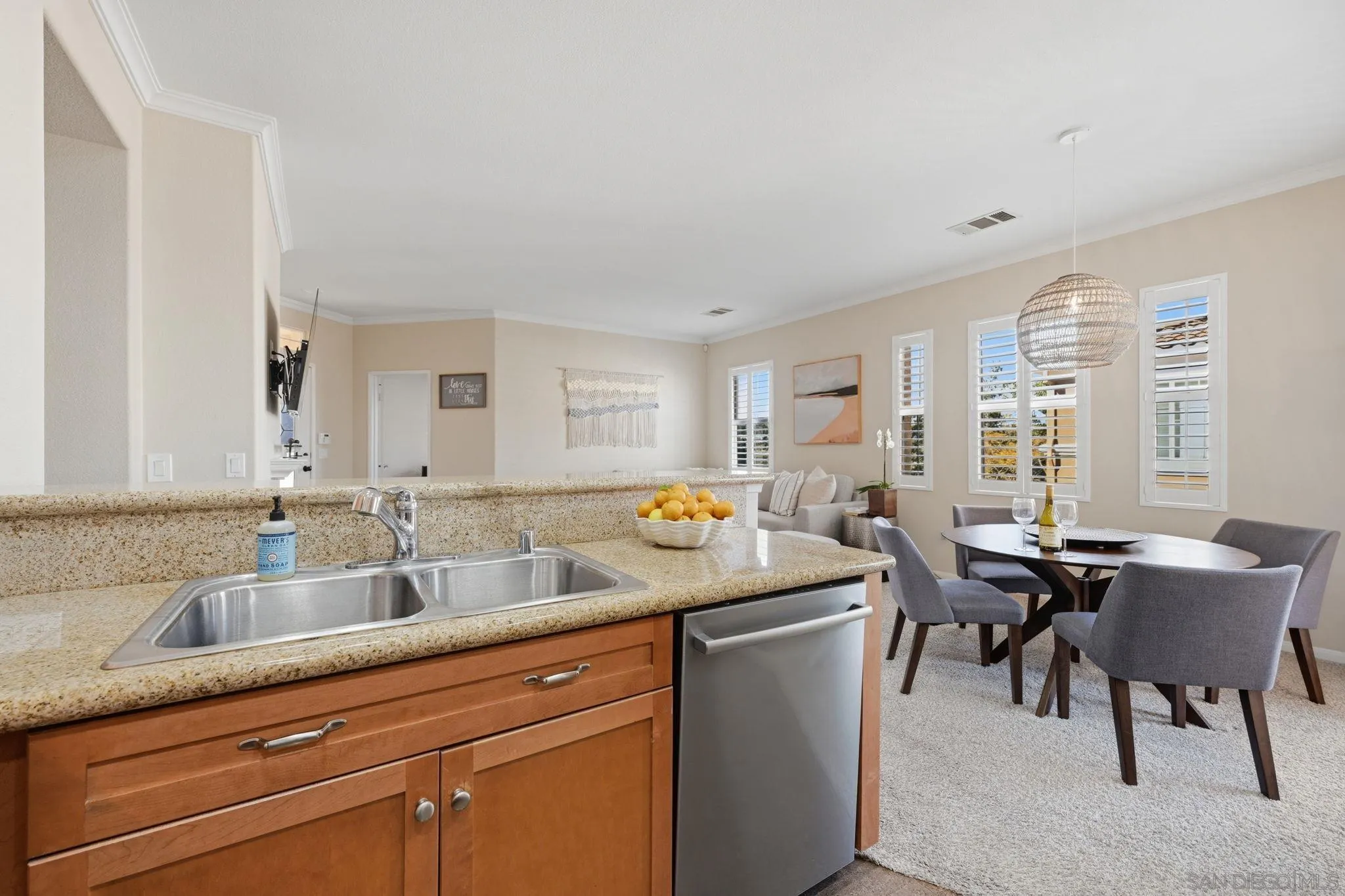 Photo #13: 260014022 Listing: Photo #13