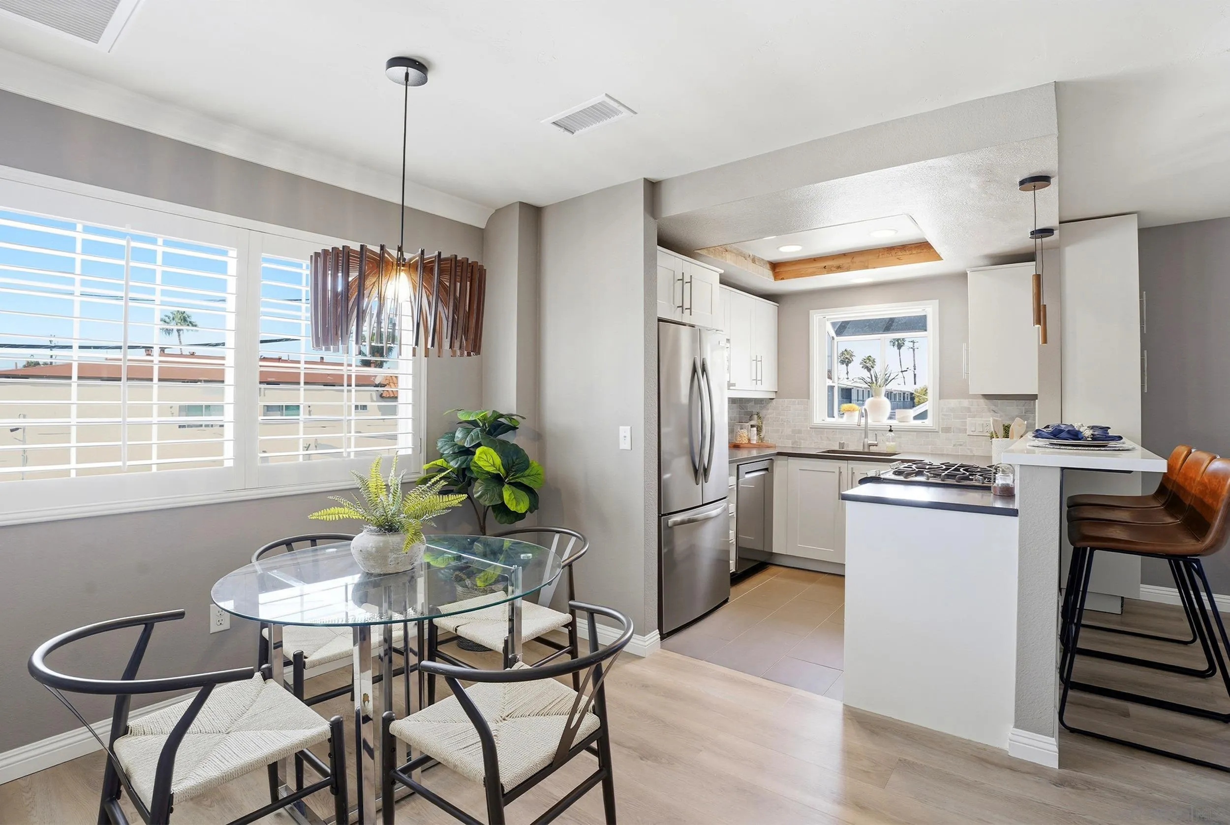 https://cdn.realtyfeed.com/cdn/127/260014024/95c7ff220380c9217c49630057c87117.webp