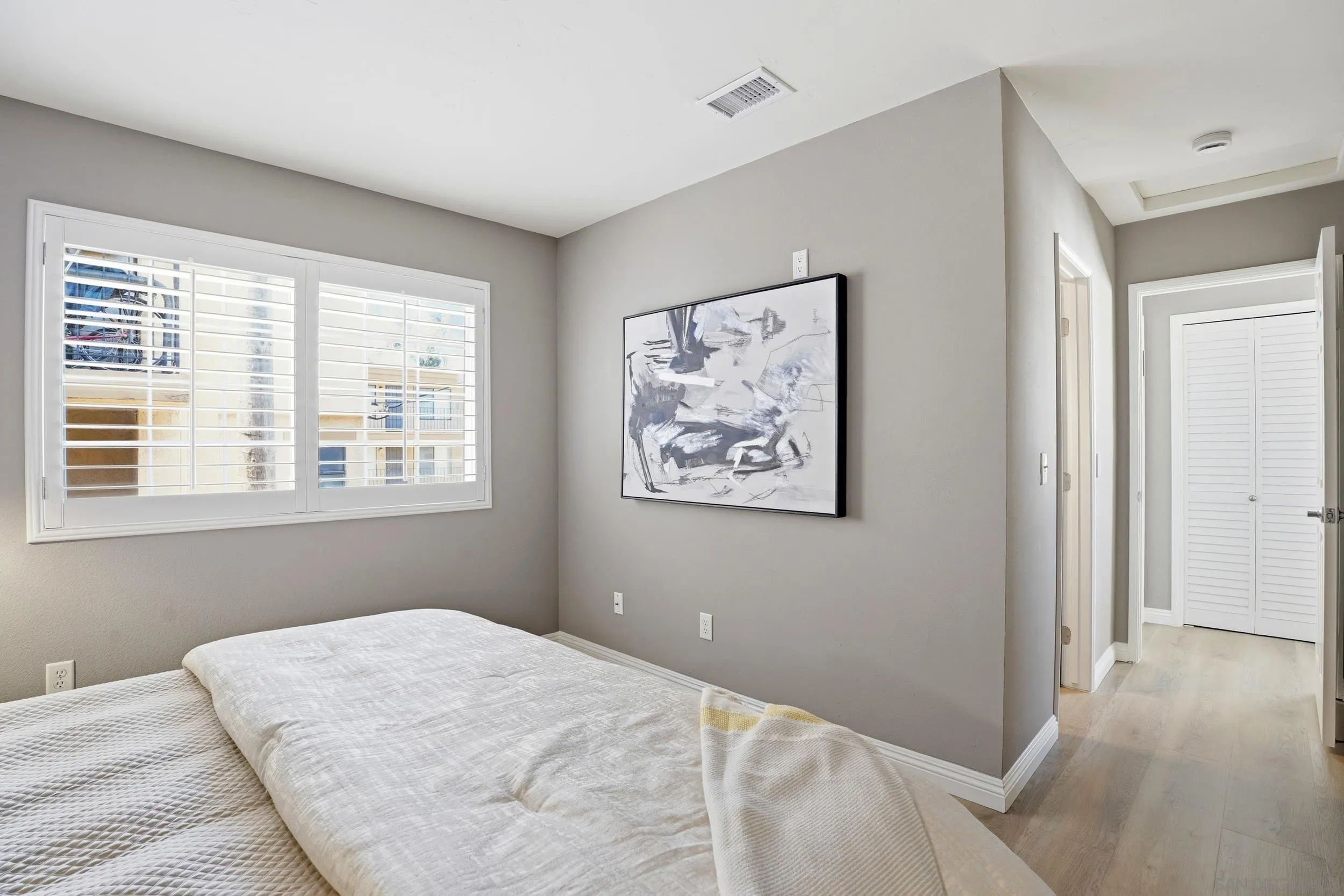 https://cdn.realtyfeed.com/cdn/127/260014024/e2e1b81973f5f053869df914e0db91f3.webp