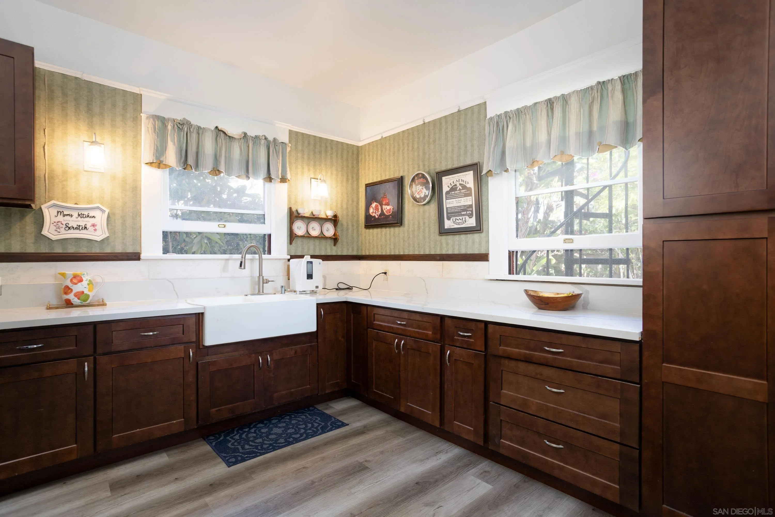 https://cdn.realtyfeed.com/cdn/127/260014030/4769e52141ecd16ec89d4cd5d98c129d.webp