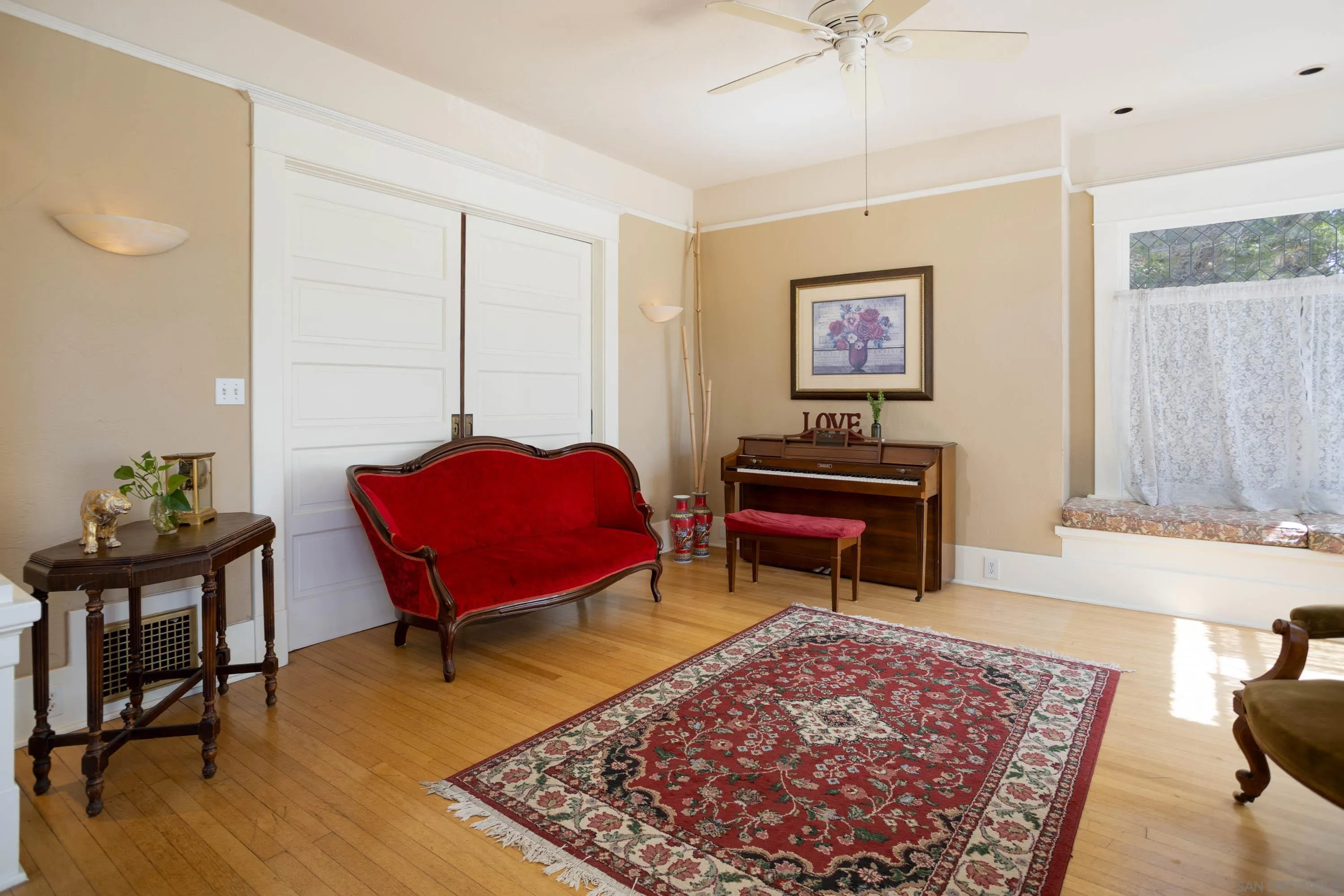 https://cdn.realtyfeed.com/cdn/127/260014030/a32e3c6292c12c6dec818c22d22c89d9.webp