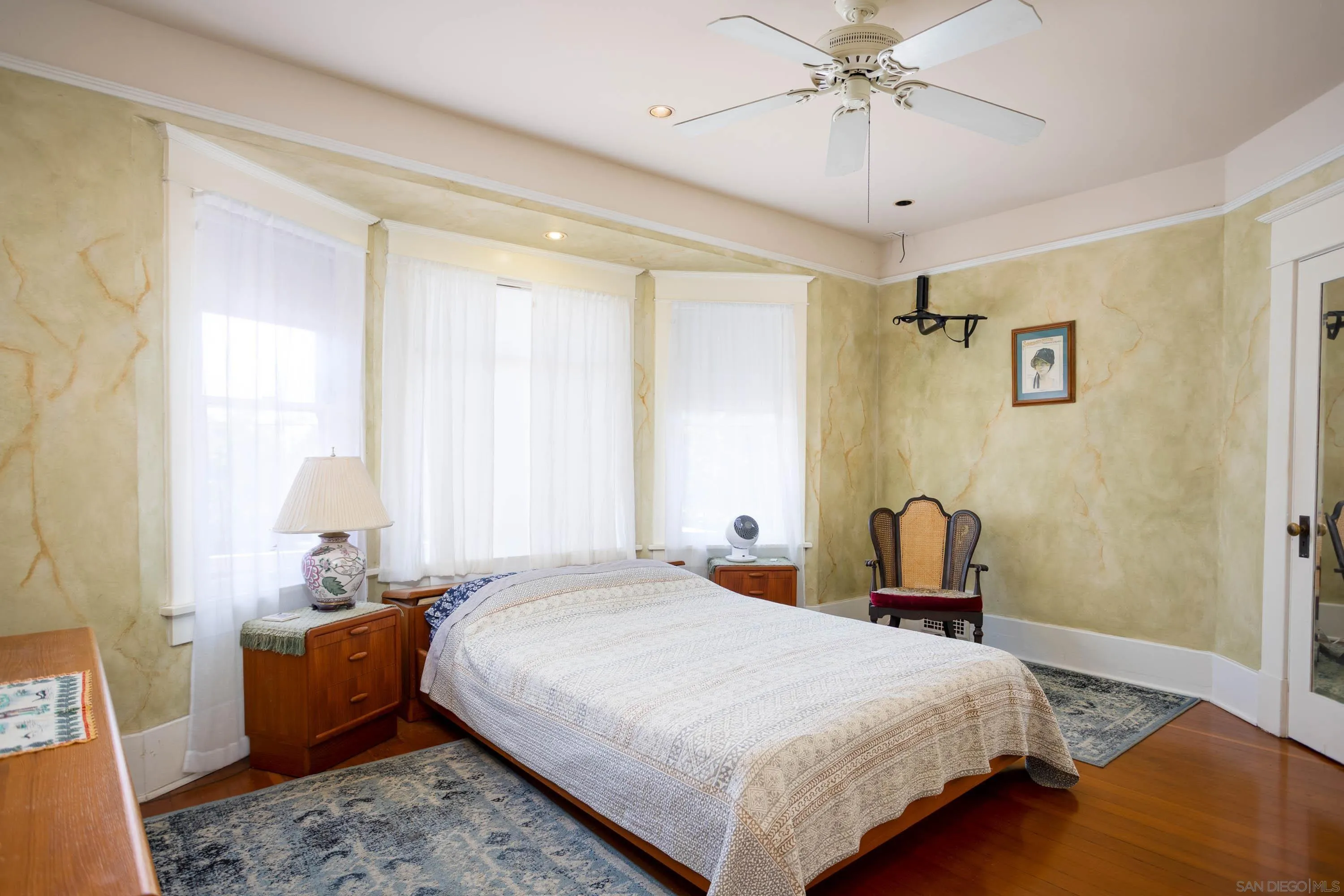 https://cdn.realtyfeed.com/cdn/127/260014030/b05964be41045344ae47b2a02eeeaff3.webp
