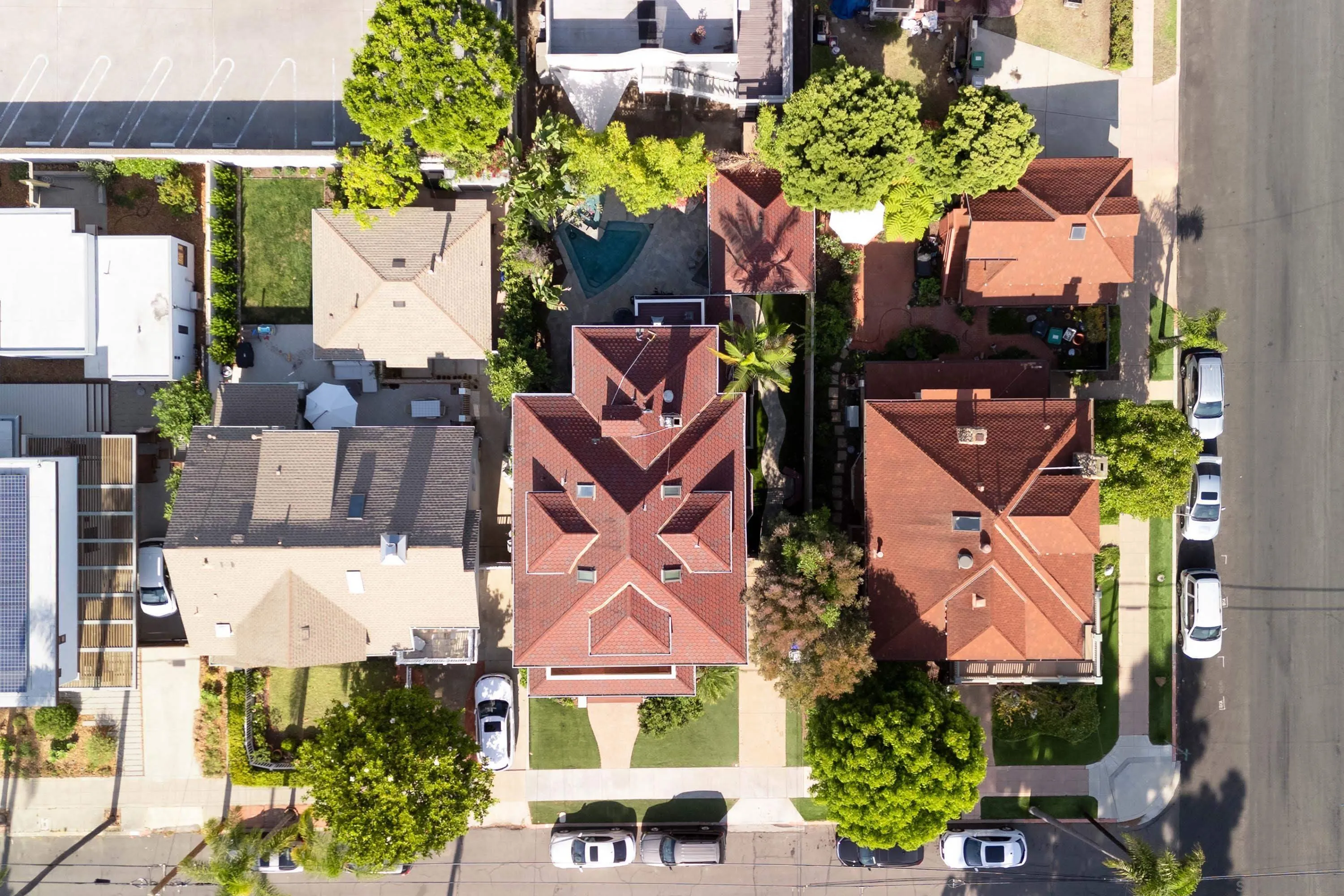 https://cdn.realtyfeed.com/cdn/127/260014030/ba1ff5692601f2da32b7823fa5e6531b.webp