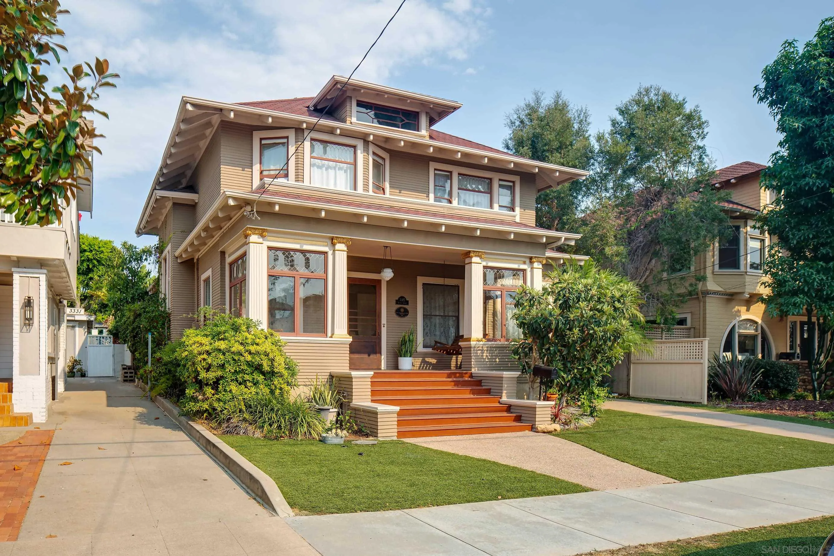 https://cdn.realtyfeed.com/cdn/127/260014030/bfd4f91b70f3c1d2048b8b32b438d7c7.webp