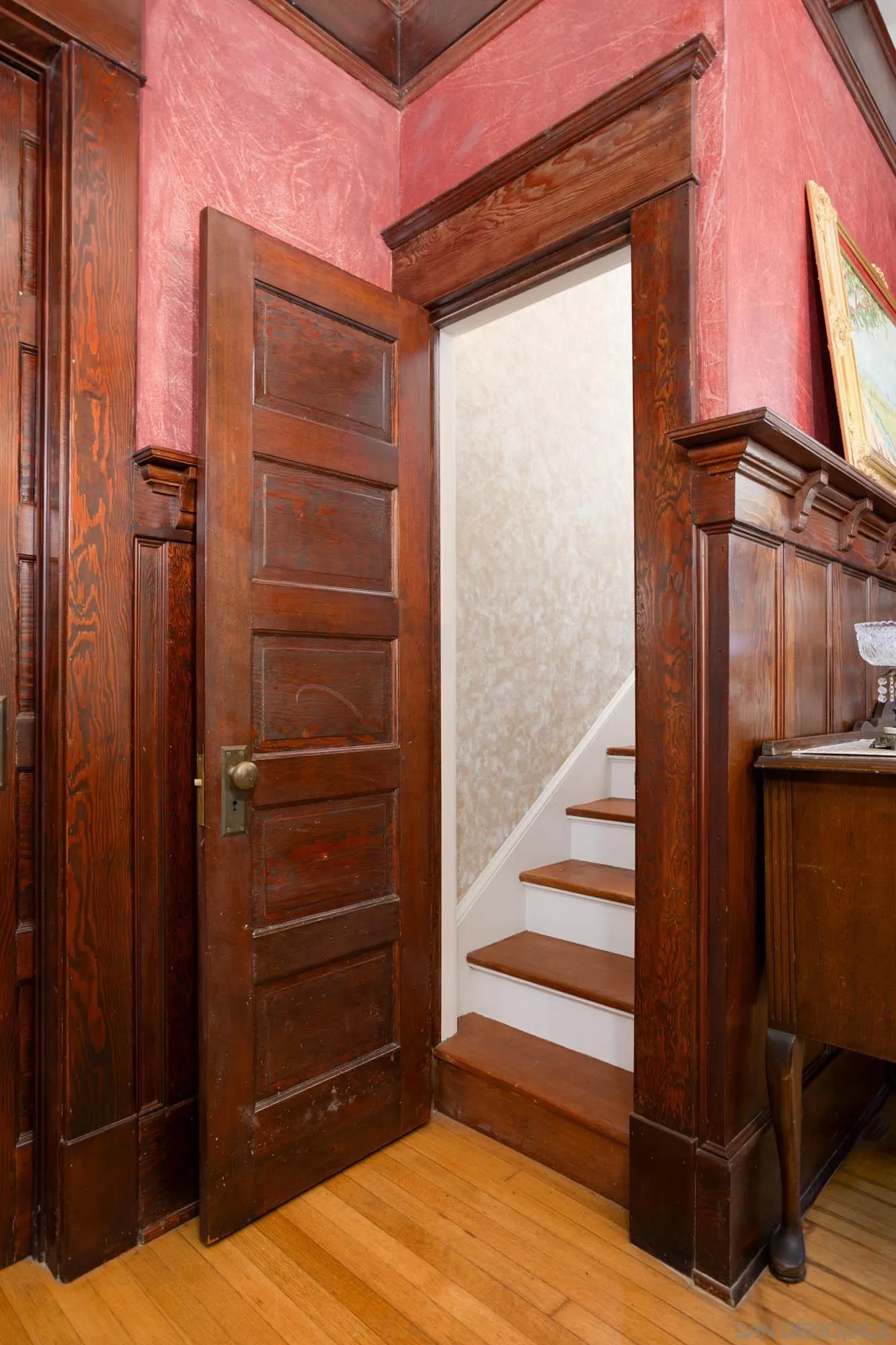 https://cdn.realtyfeed.com/cdn/127/260014030/e5008c6f6c32fb7c74a3c9e883c745d0.webp