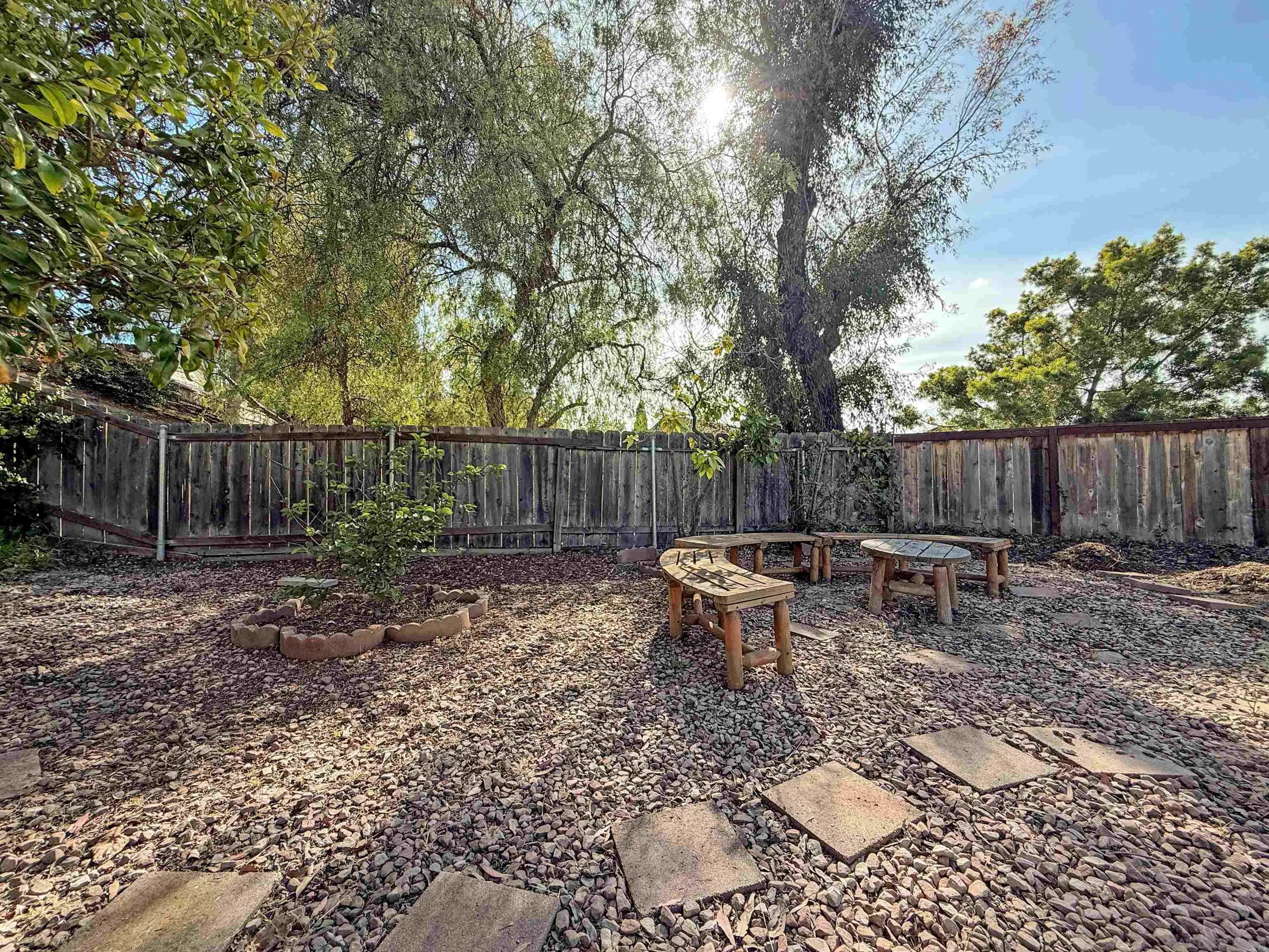 https://cdn.realtyfeed.com/cdn/127/260014031/d0cb21620ee318b238b49c75f35219a6.webp