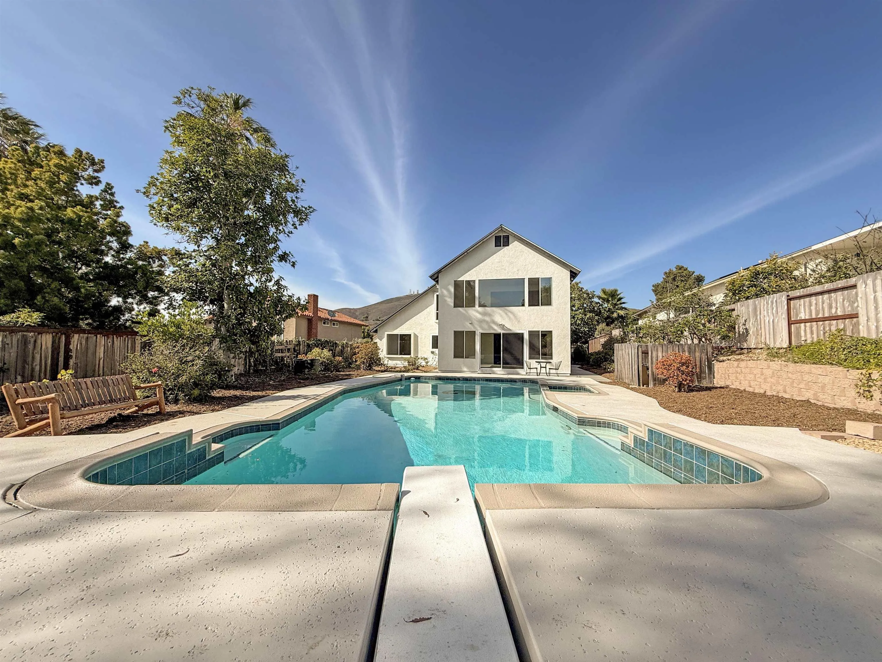 https://cdn.realtyfeed.com/cdn/127/260014031/d37a9f7f05c0548b4ac3513471a3879b.webp