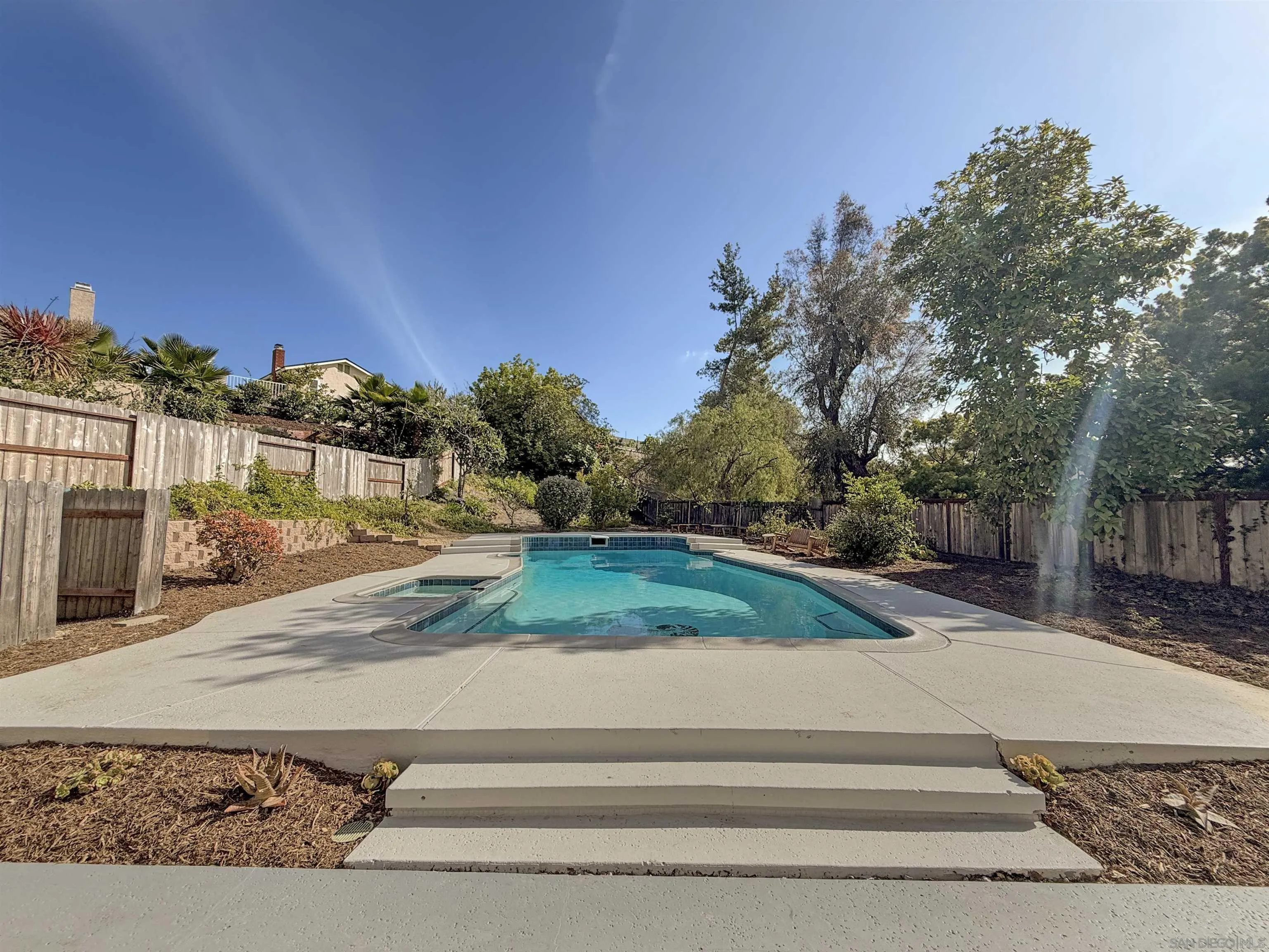 https://cdn.realtyfeed.com/cdn/127/260014031/dd22dc40f190ae21c0fb6ed900df3519.webp