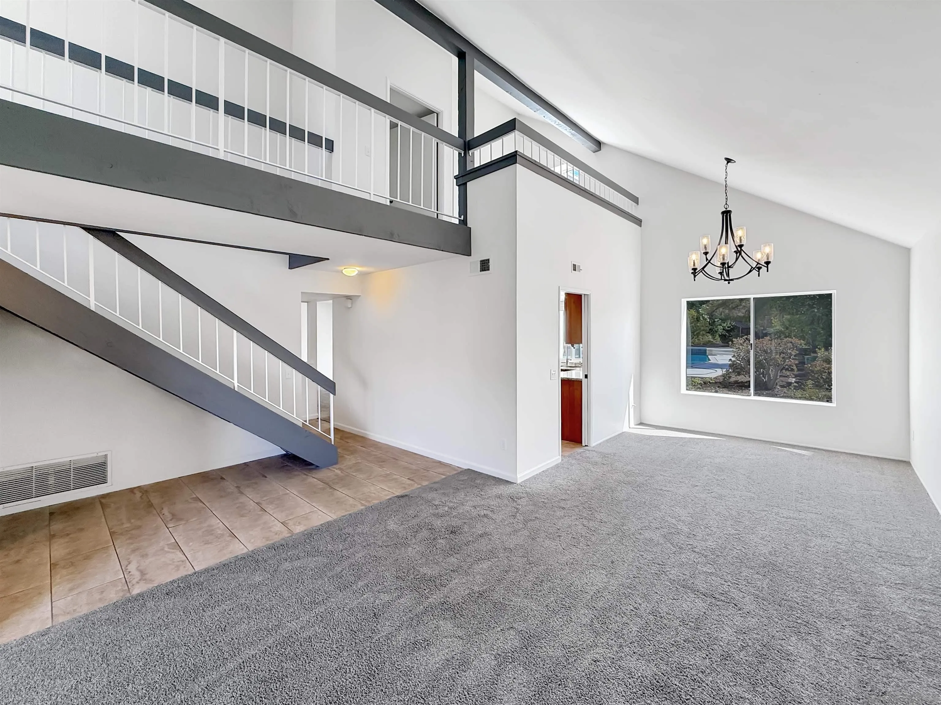 https://cdn.realtyfeed.com/cdn/127/260014031/e711e4d2af9e08ac588abf4b1bf60aab.webp