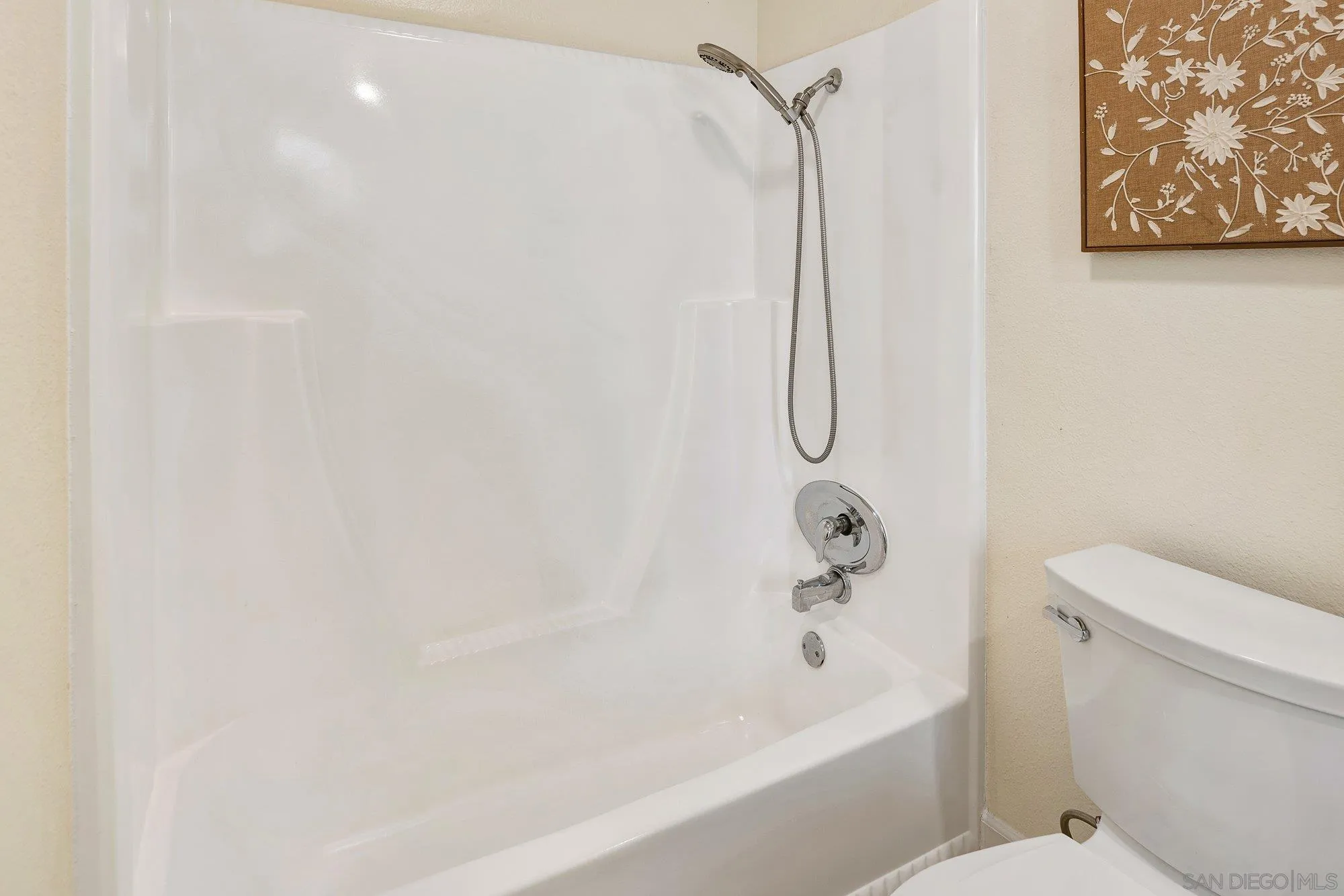 Photo #23: 260014032 Listing: Photo #23