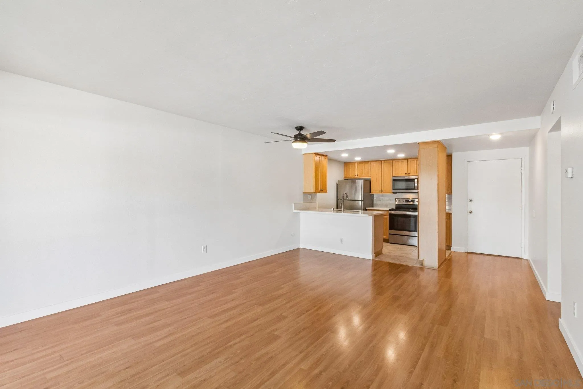Photo #14: 260014034 Listing: Photo #14