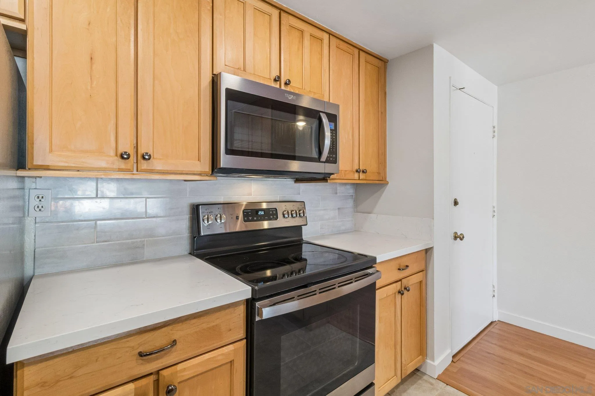 Photo #15: 260014034 Listing: Photo #15