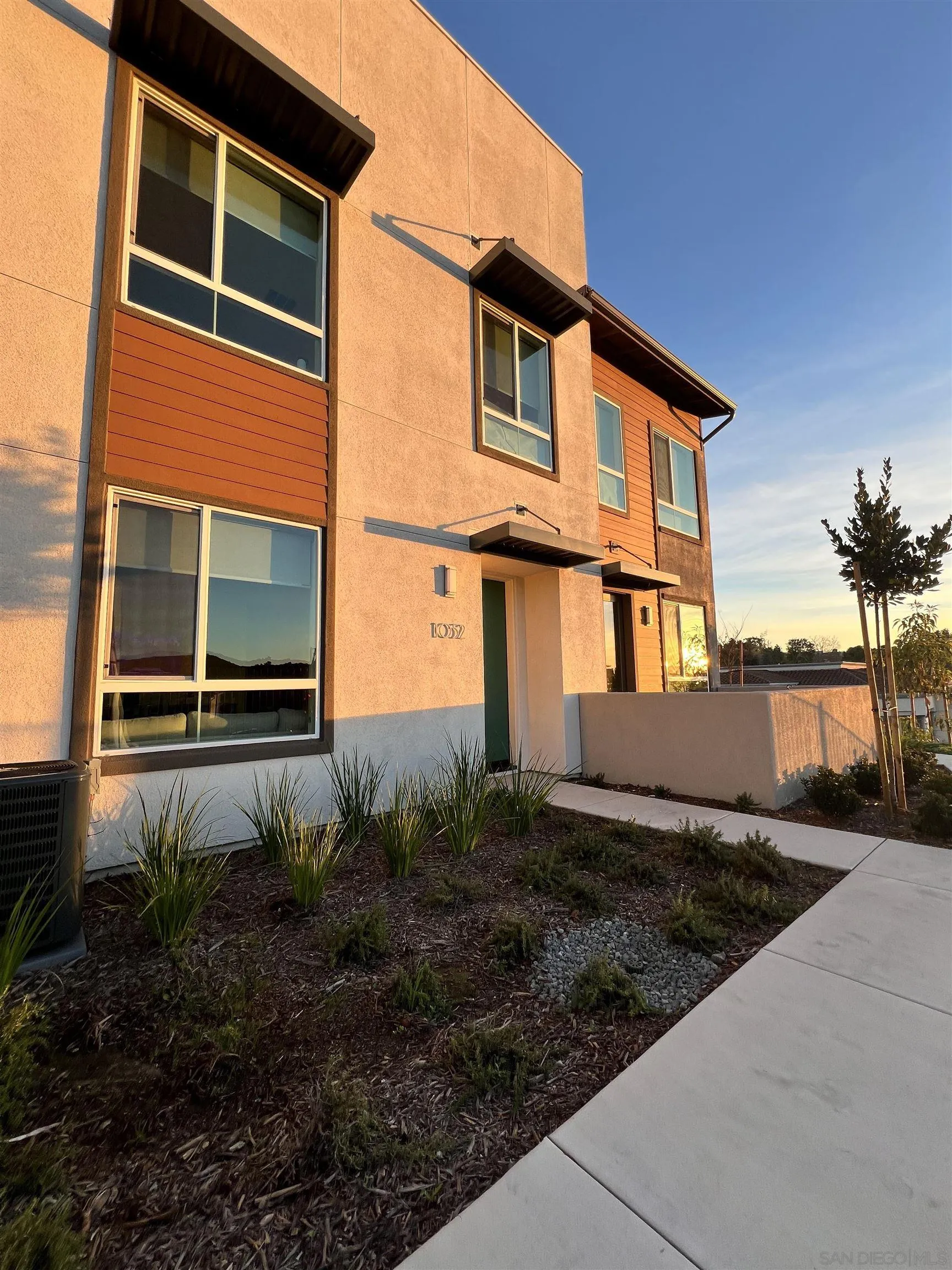 https://cdn.realtyfeed.com/cdn/127/260014035/40b4bed8f7c346a7c94185deb3a1a7aa.webp