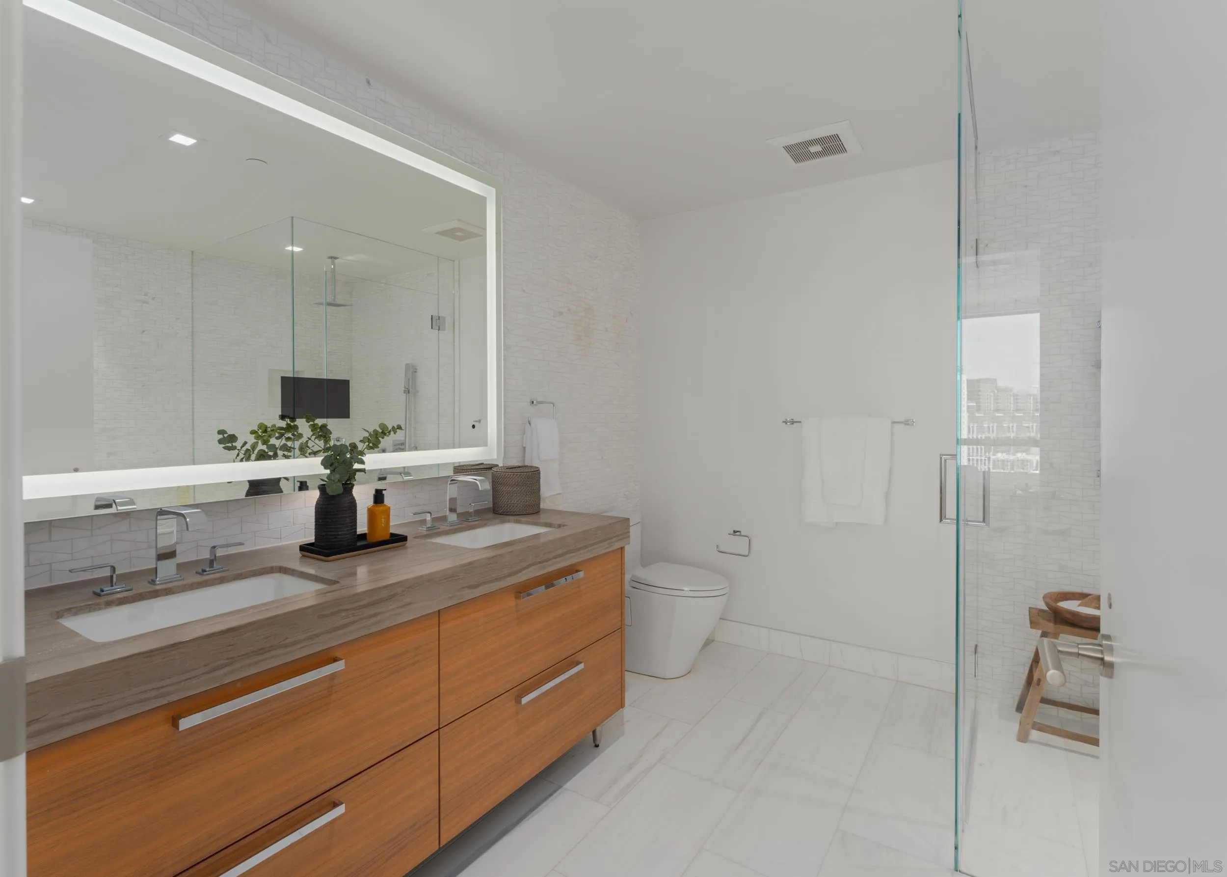 Photo #16: 260014036 Listing: Photo #16