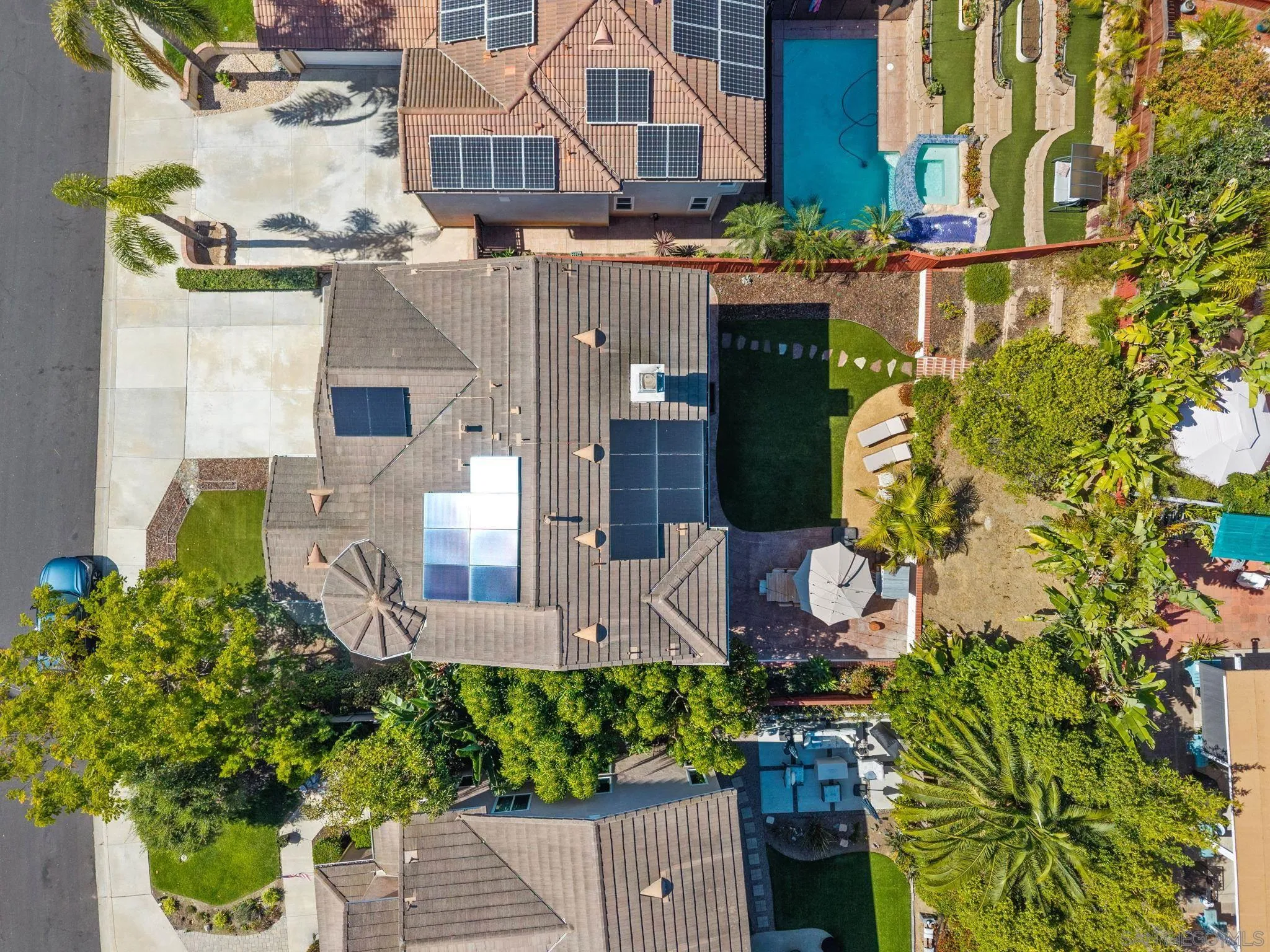 https://cdn.realtyfeed.com/cdn/127/260014038/6680a60b167efcfd1663cff082218a5d.webp