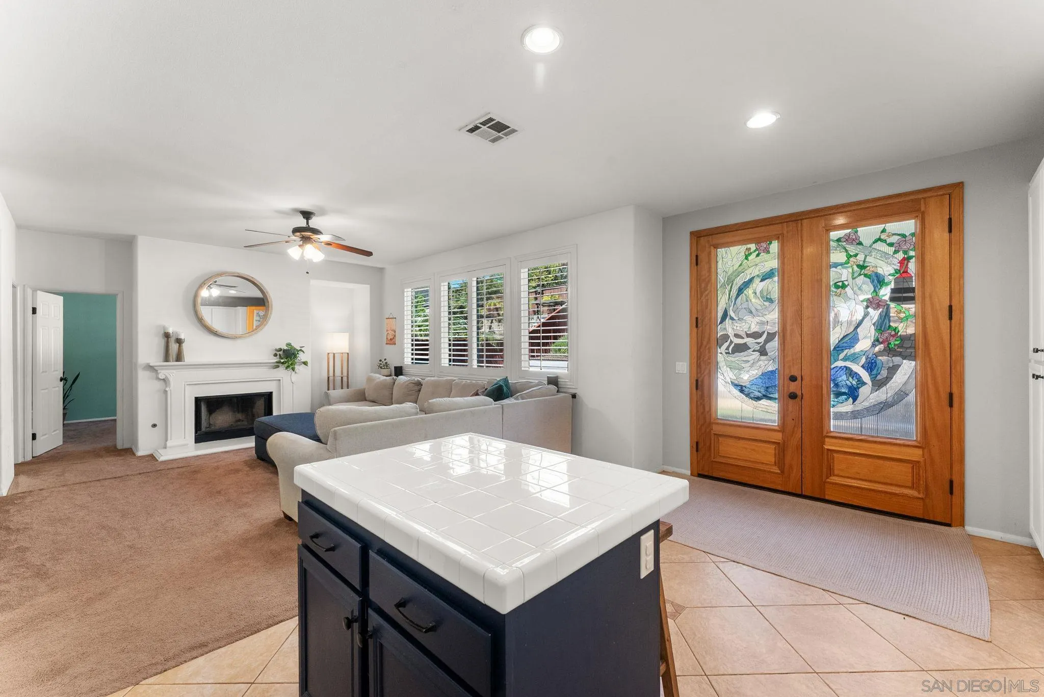 https://cdn.realtyfeed.com/cdn/127/260014038/76c29d52b18659612d76b58f95733136.webp