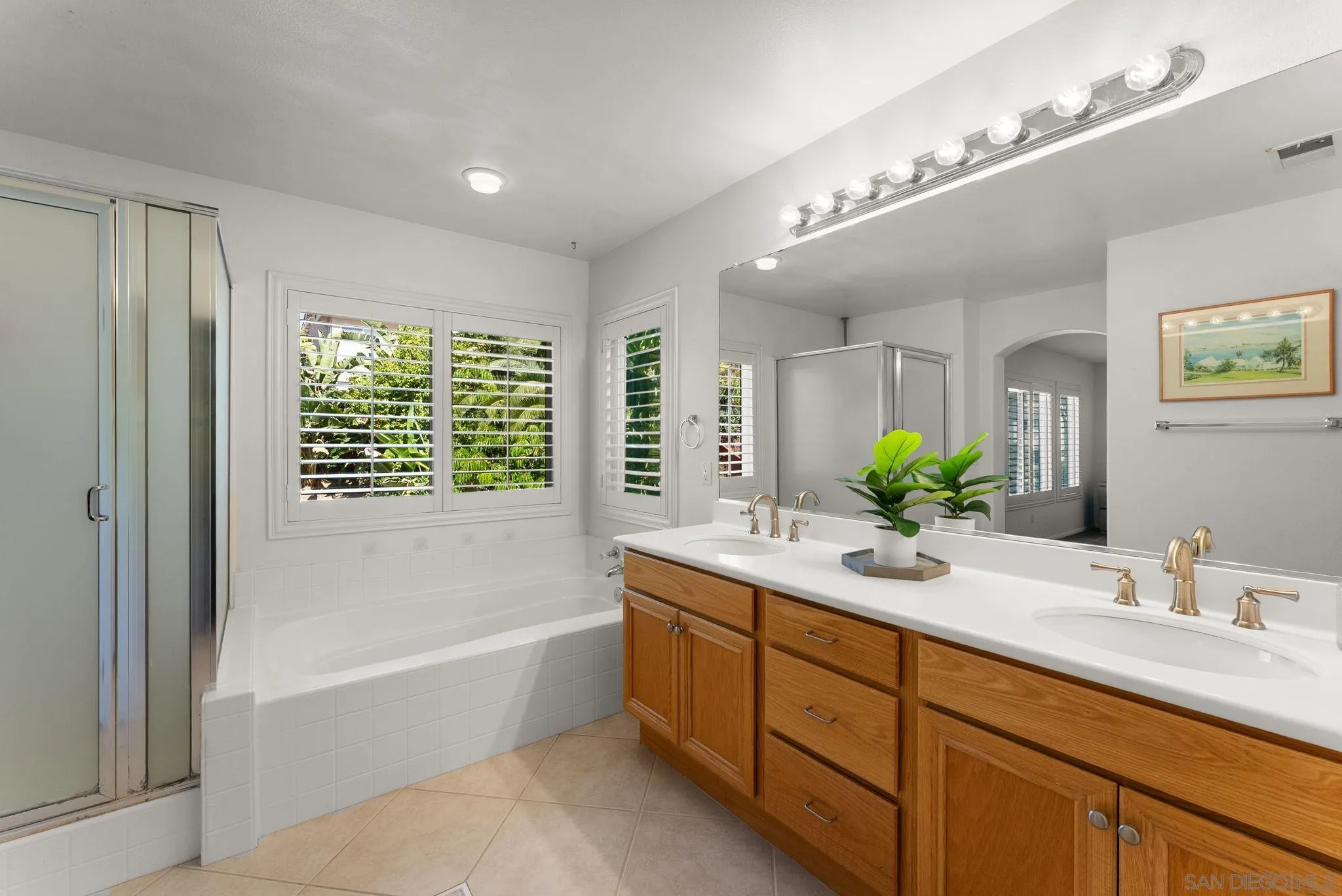 https://cdn.realtyfeed.com/cdn/127/260014038/a863ffc38174d6e1db4ce8e8ab5af317.webp