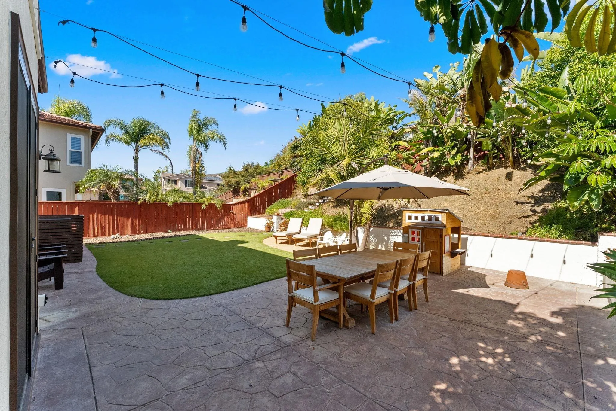 https://cdn.realtyfeed.com/cdn/127/260014038/c2b833e2c8859367122d6ea6820ebad2.webp