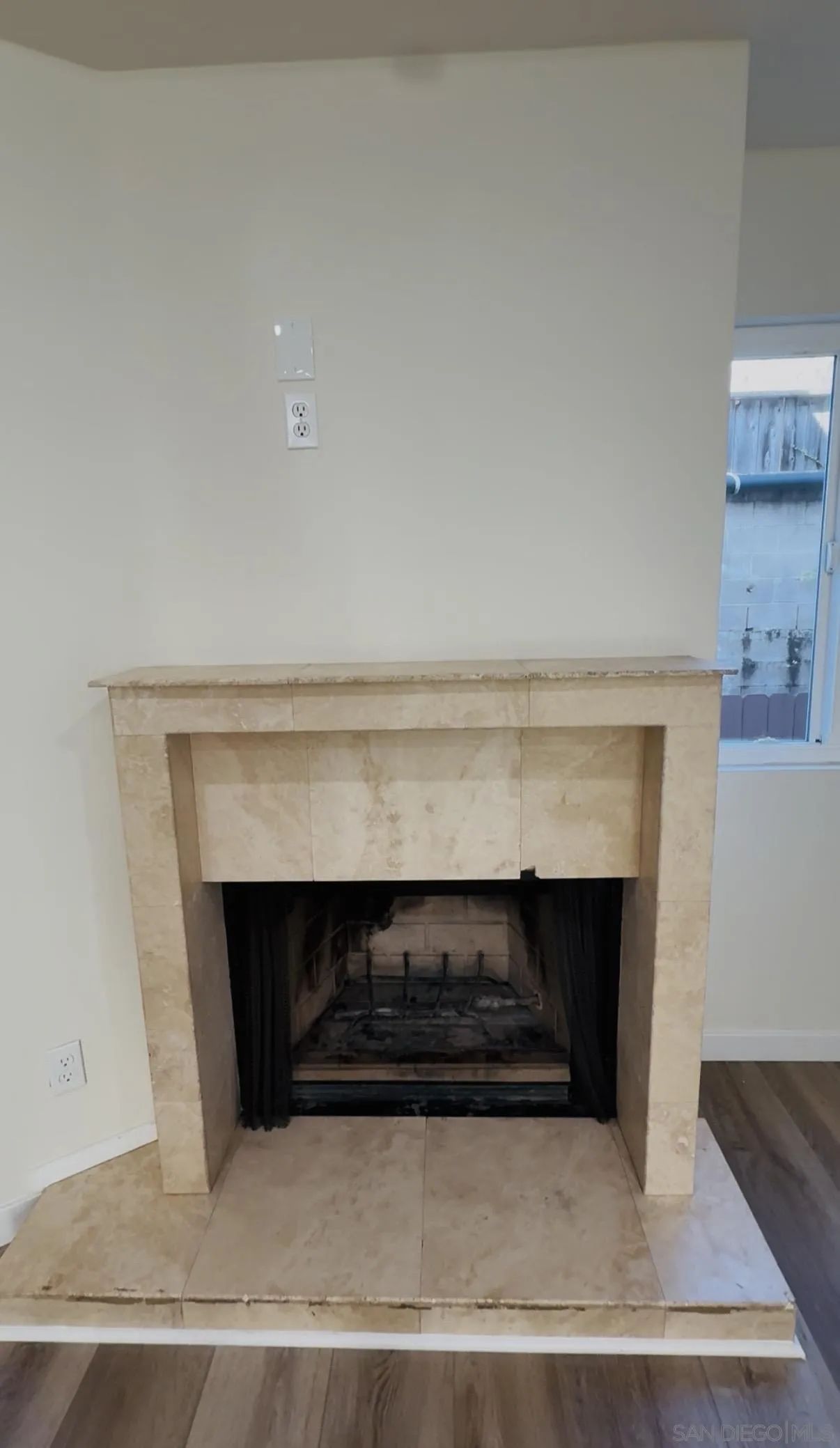 Photo #8: 260014039 Listing: Photo #8