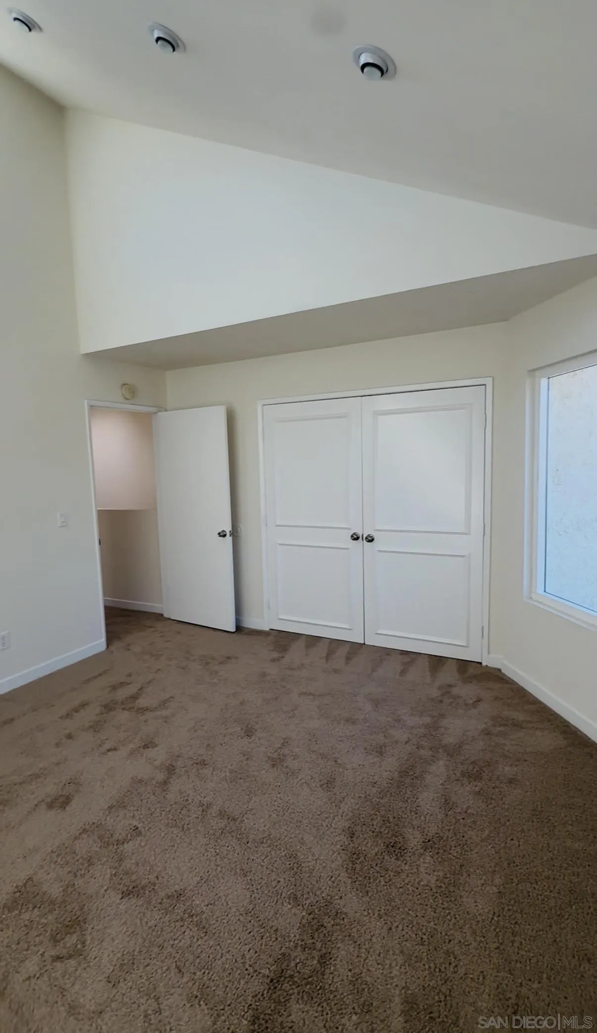 Photo #13: 260014039 Listing: Photo #13