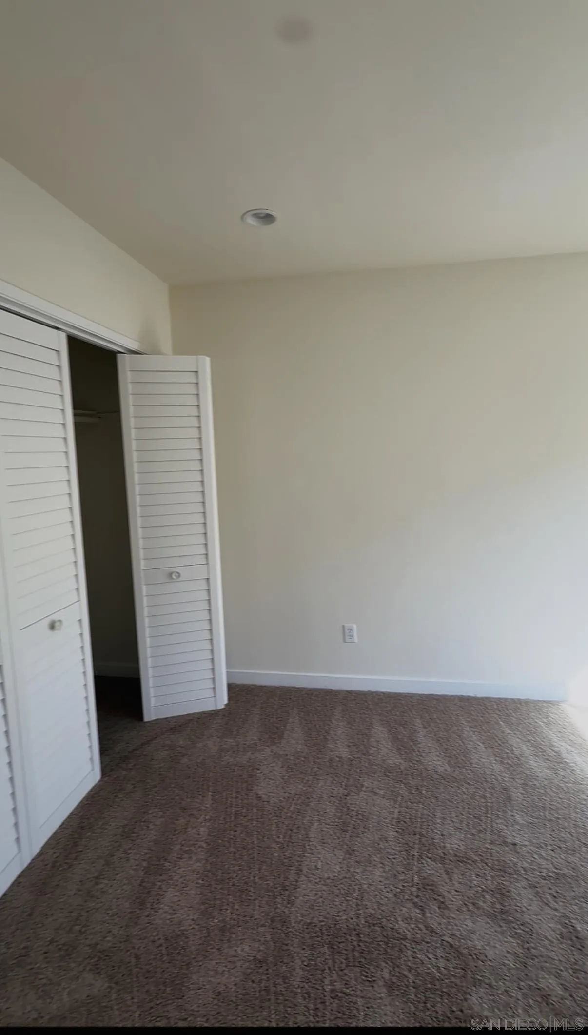 Photo #14: 260014039 Listing: Photo #14