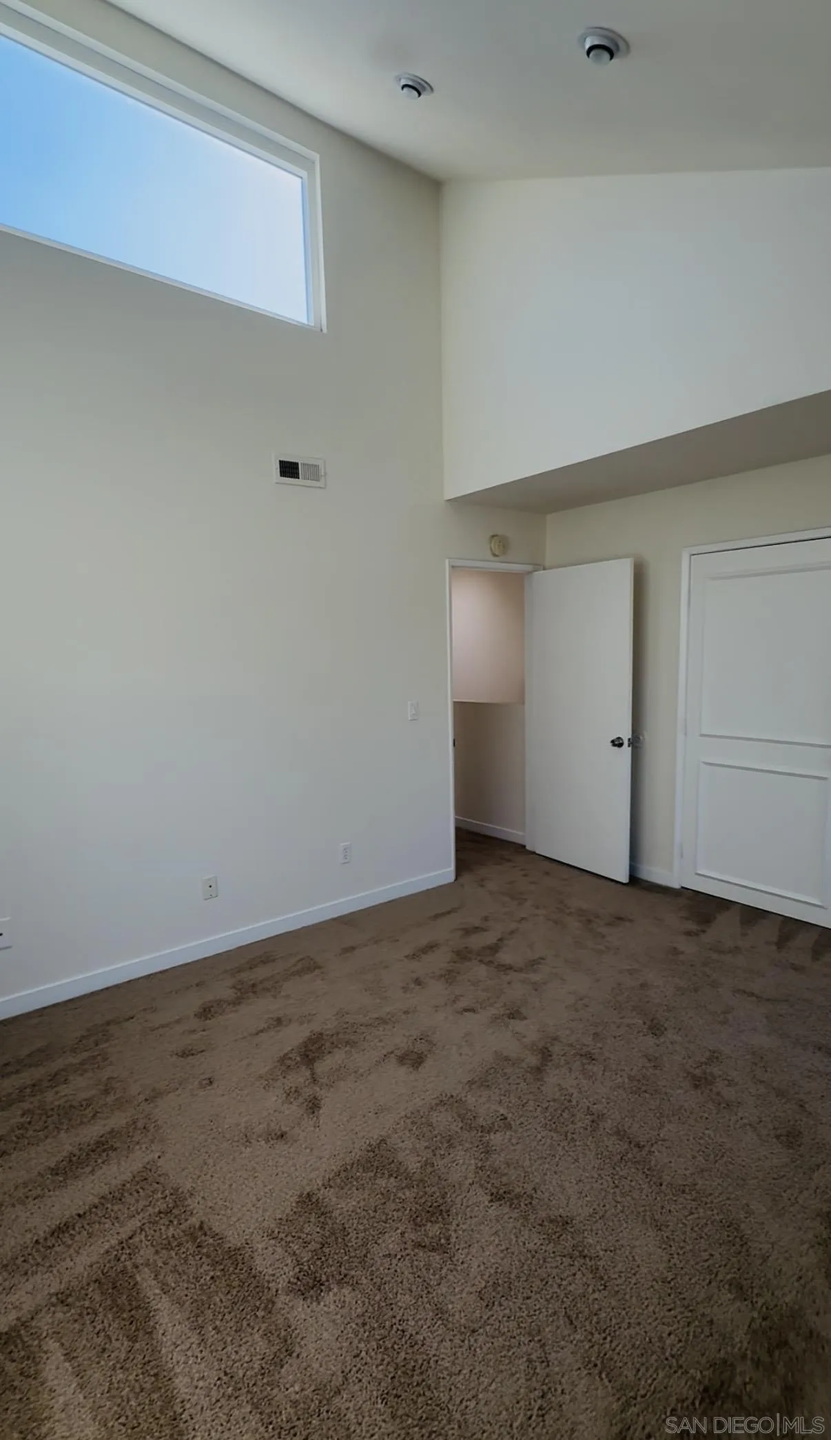 Photo #12: 260014039 Listing: Photo #12