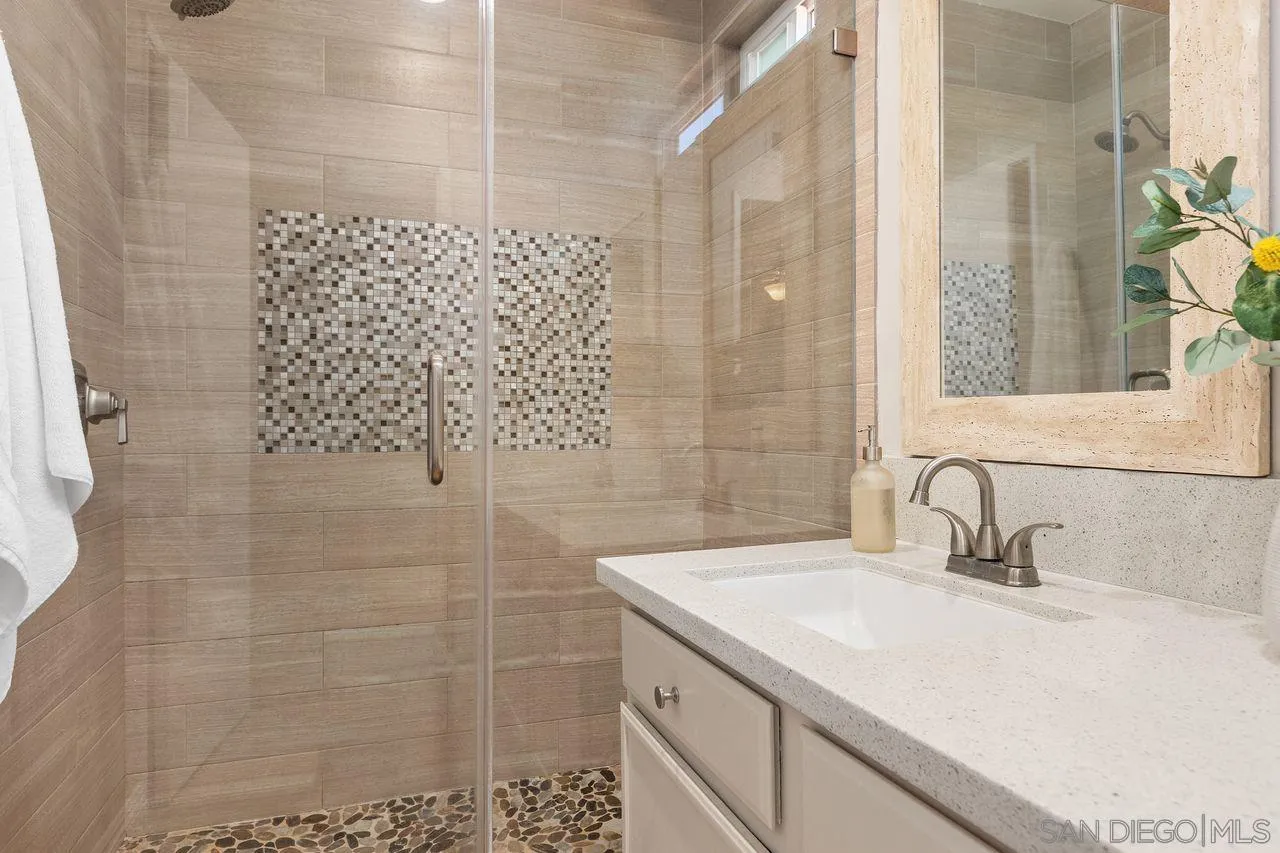 https://cdn.realtyfeed.com/cdn/127/260014042/8e8bb0bc58b3d59ba7e96c1b52888b06.webp