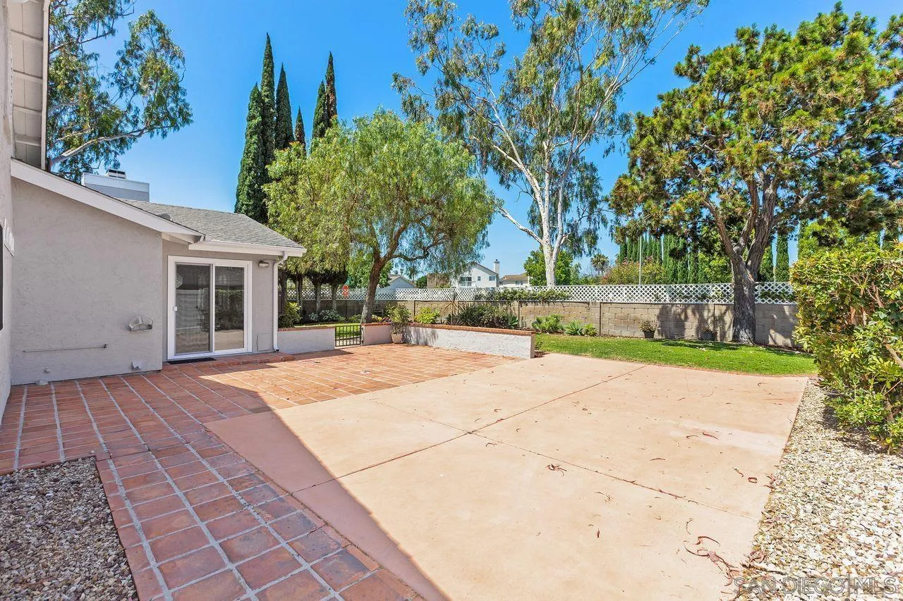https://cdn.realtyfeed.com/cdn/127/260014042/e9eed7d621d73f3ccb327f71d446807c.webp
