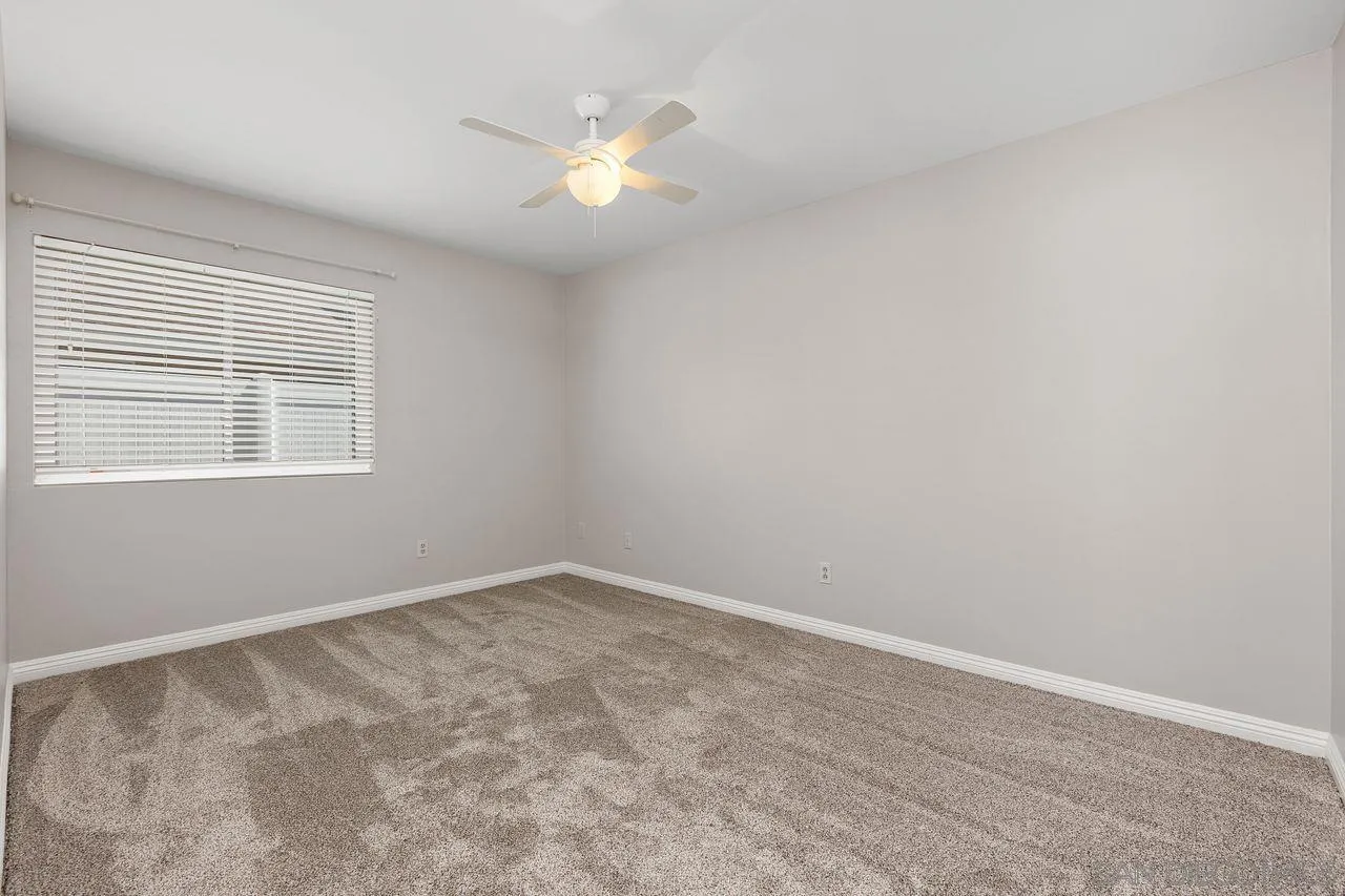 https://cdn.realtyfeed.com/cdn/127/260014042/fe2813df34e9d78ee7e1b4c320cf8d86.webp