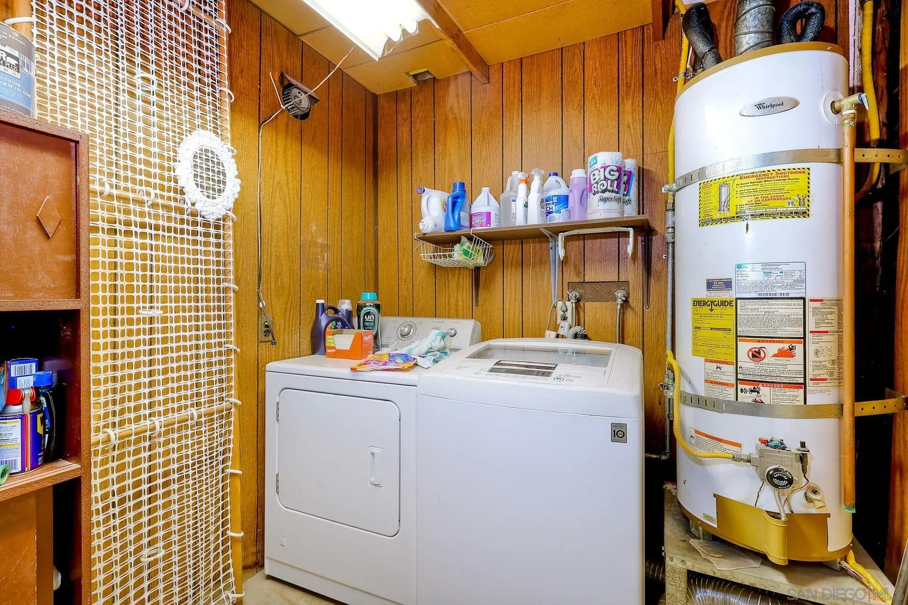 https://cdn.realtyfeed.com/cdn/127/260014043/3cb147600a45d4c6fa3ecc27205f986a.webp