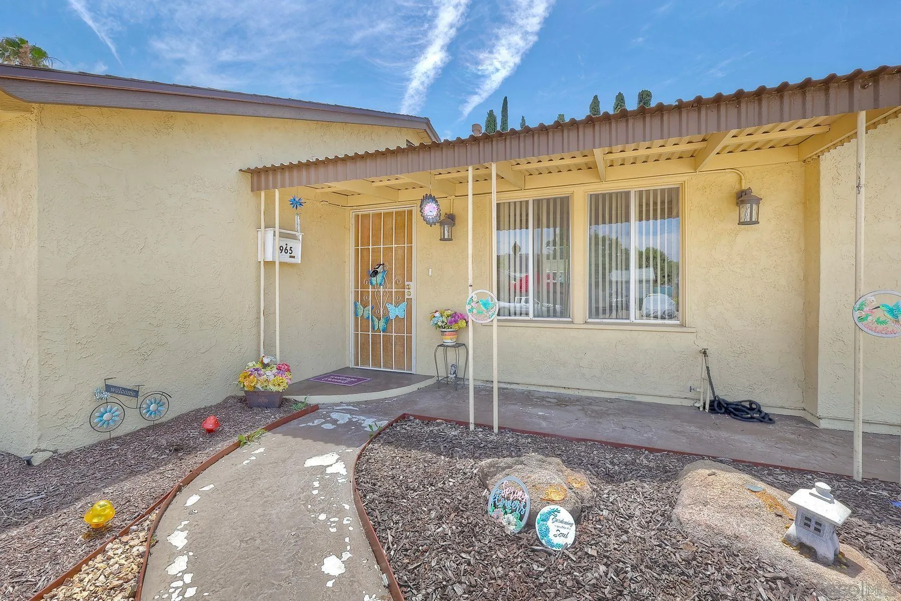 https://cdn.realtyfeed.com/cdn/127/260014043/9d3912eb6663171d9cfc51cc0be72a34.webp