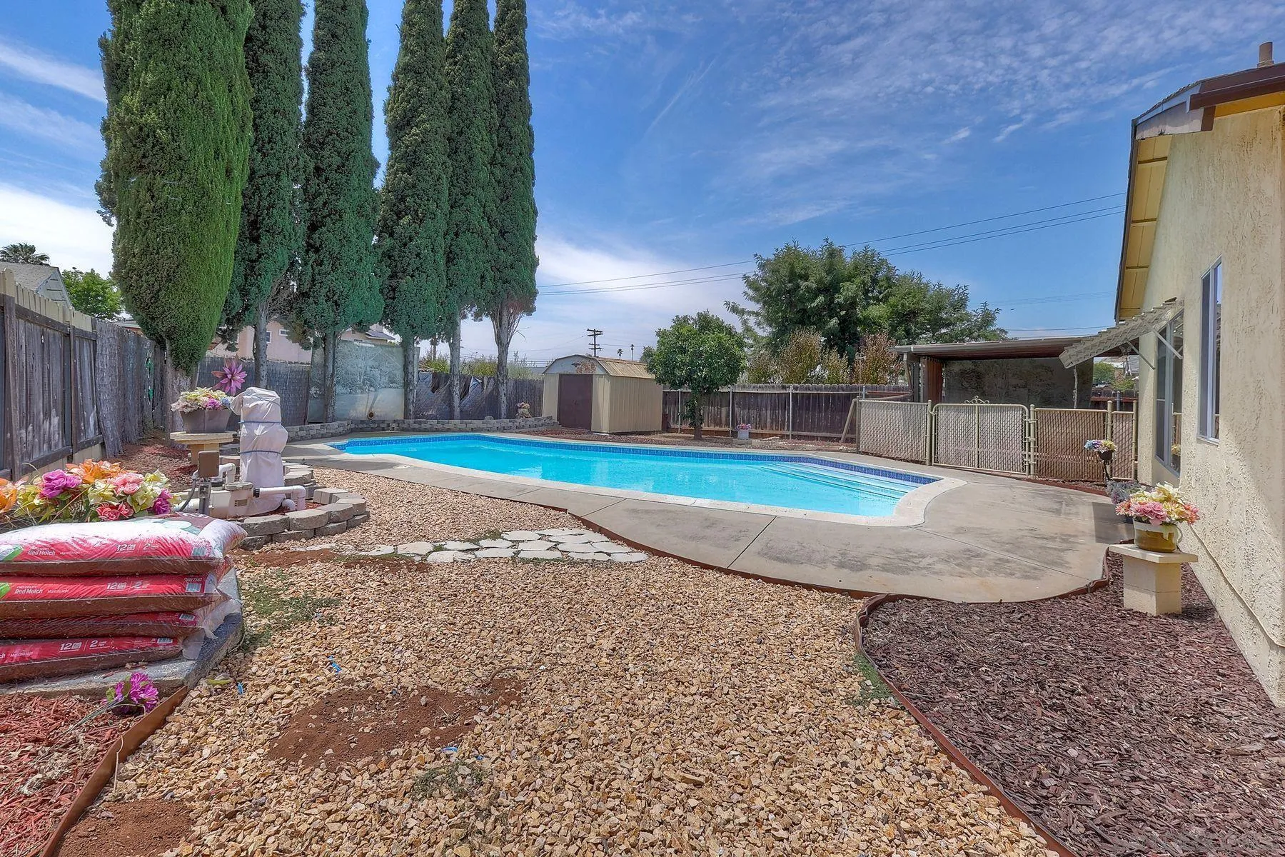 https://cdn.realtyfeed.com/cdn/127/260014043/9dac09b0fd1938798bb684d7b185d401.webp