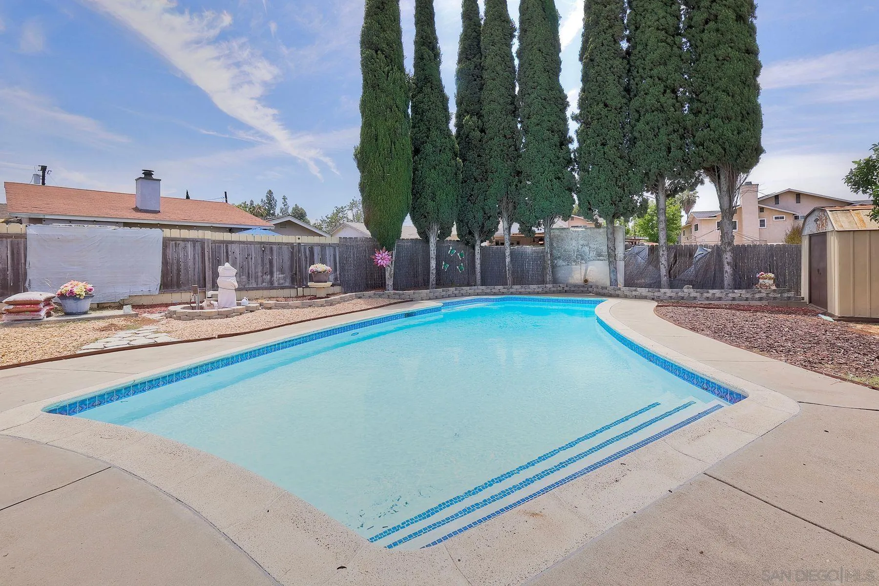 https://cdn.realtyfeed.com/cdn/127/260014043/c6462a06119171892a89a6790c752953.webp