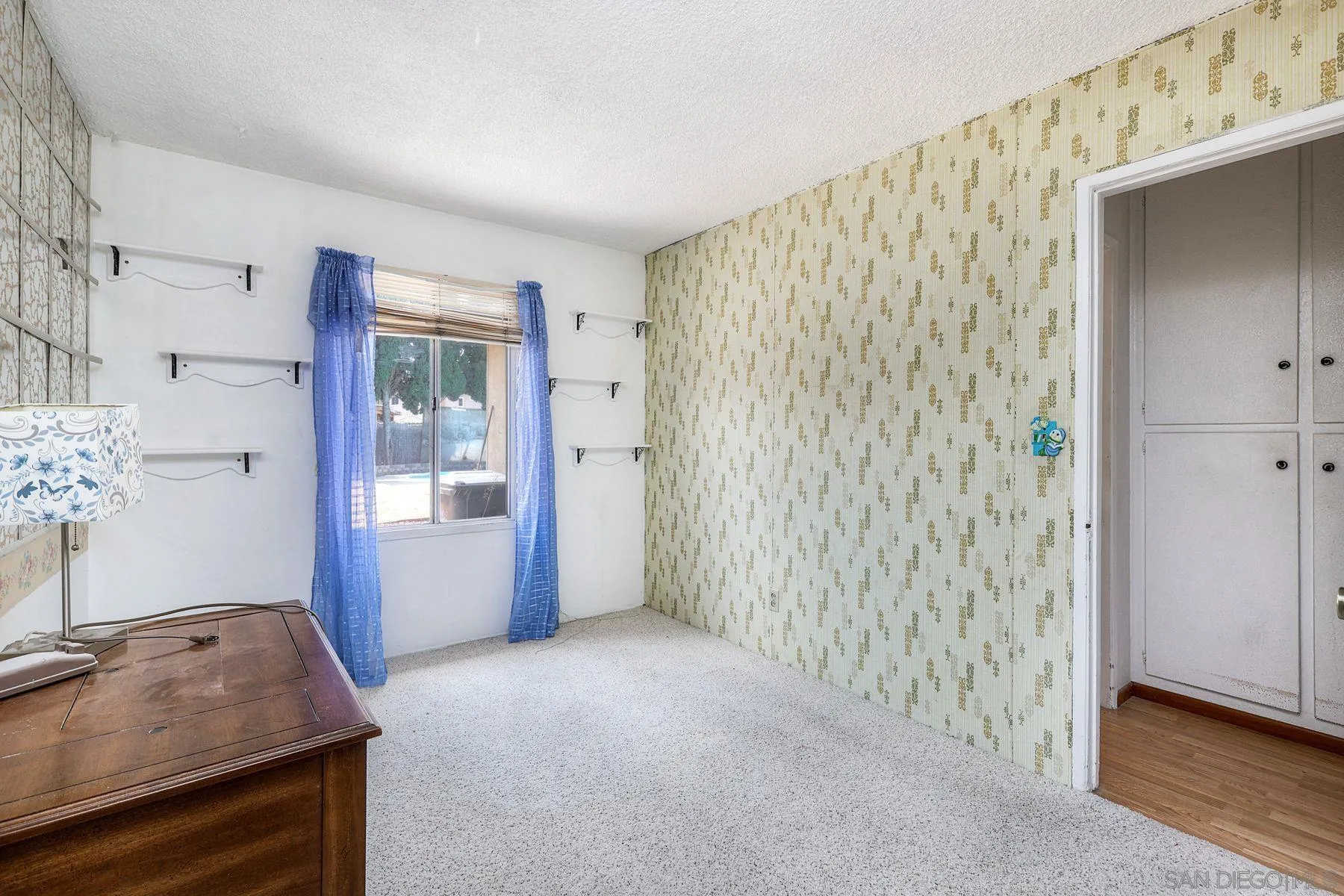 https://cdn.realtyfeed.com/cdn/127/260014043/db7465ef6afe1b8f135a6829eb0ff3b3.webp
