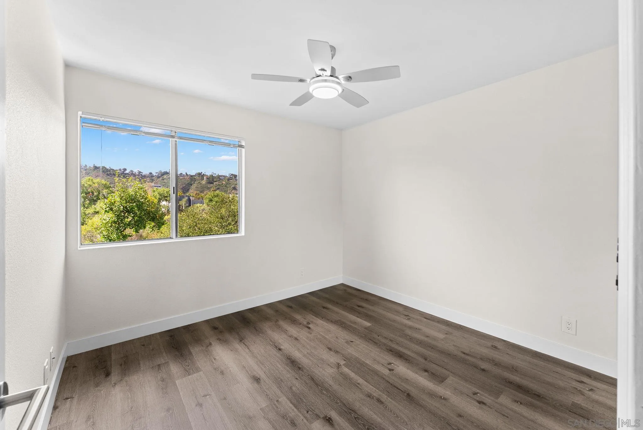 Photo #9: 260014046 Listing: Photo #9