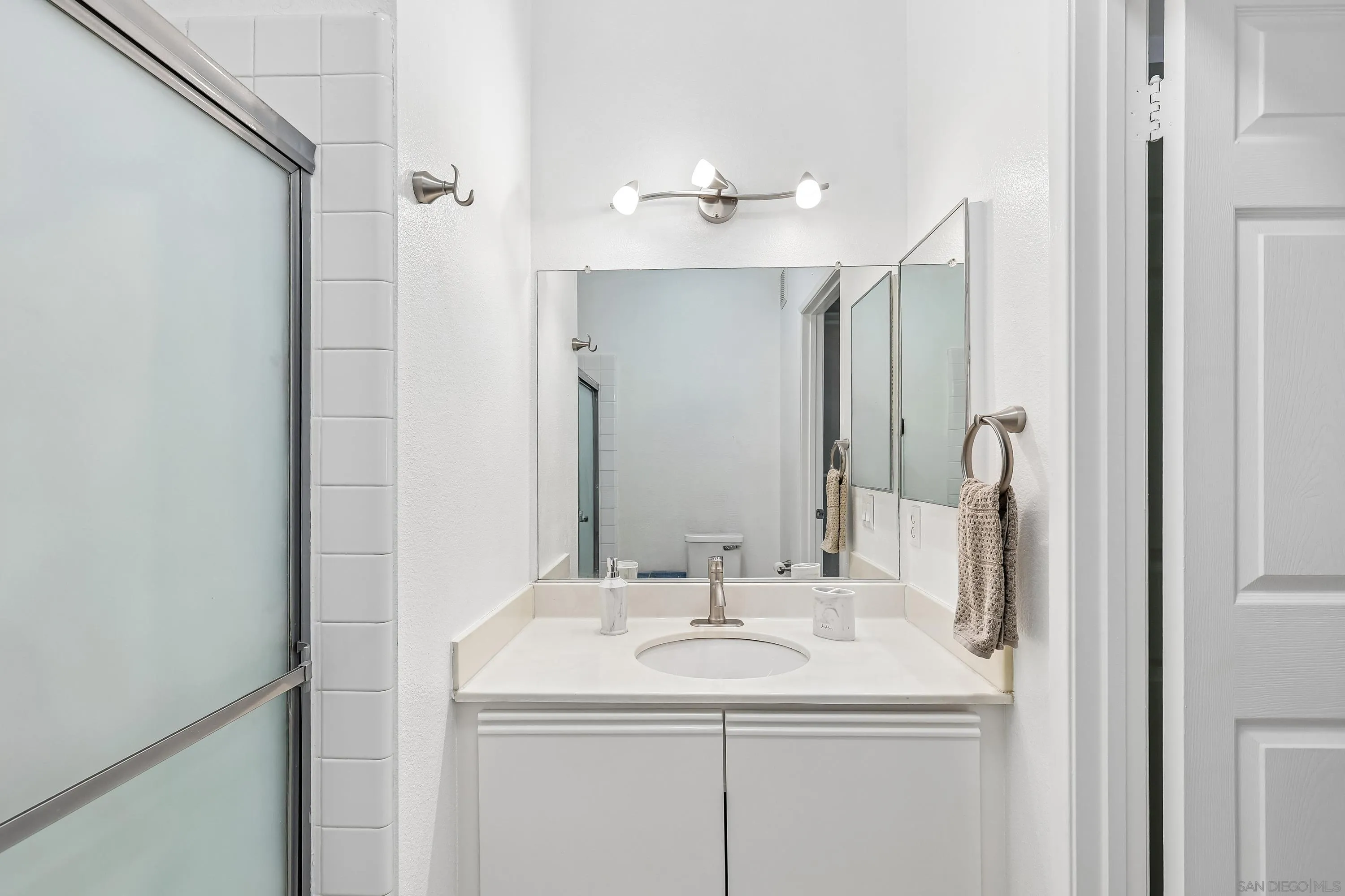 Photo #19: 260014047 Listing: Photo #19