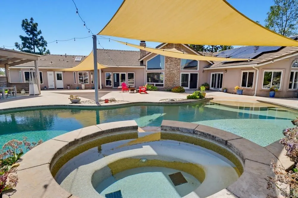 https://cdn.realtyfeed.com/cdn/127/260014049/6a0007c90d543547426c05c35b3f6ec8.webp