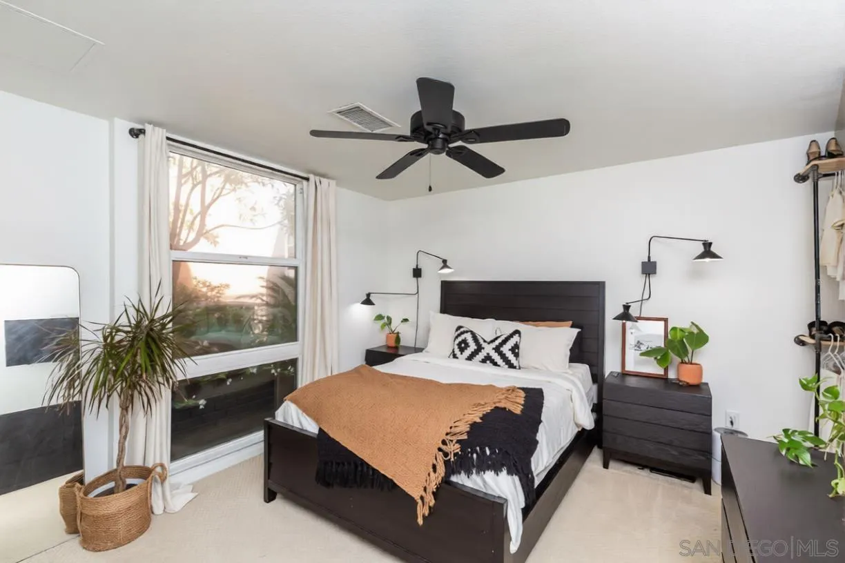 https://cdn.realtyfeed.com/cdn/127/260014050/c1be0cdf96cf8f24e4456d8de18c3d91.webp