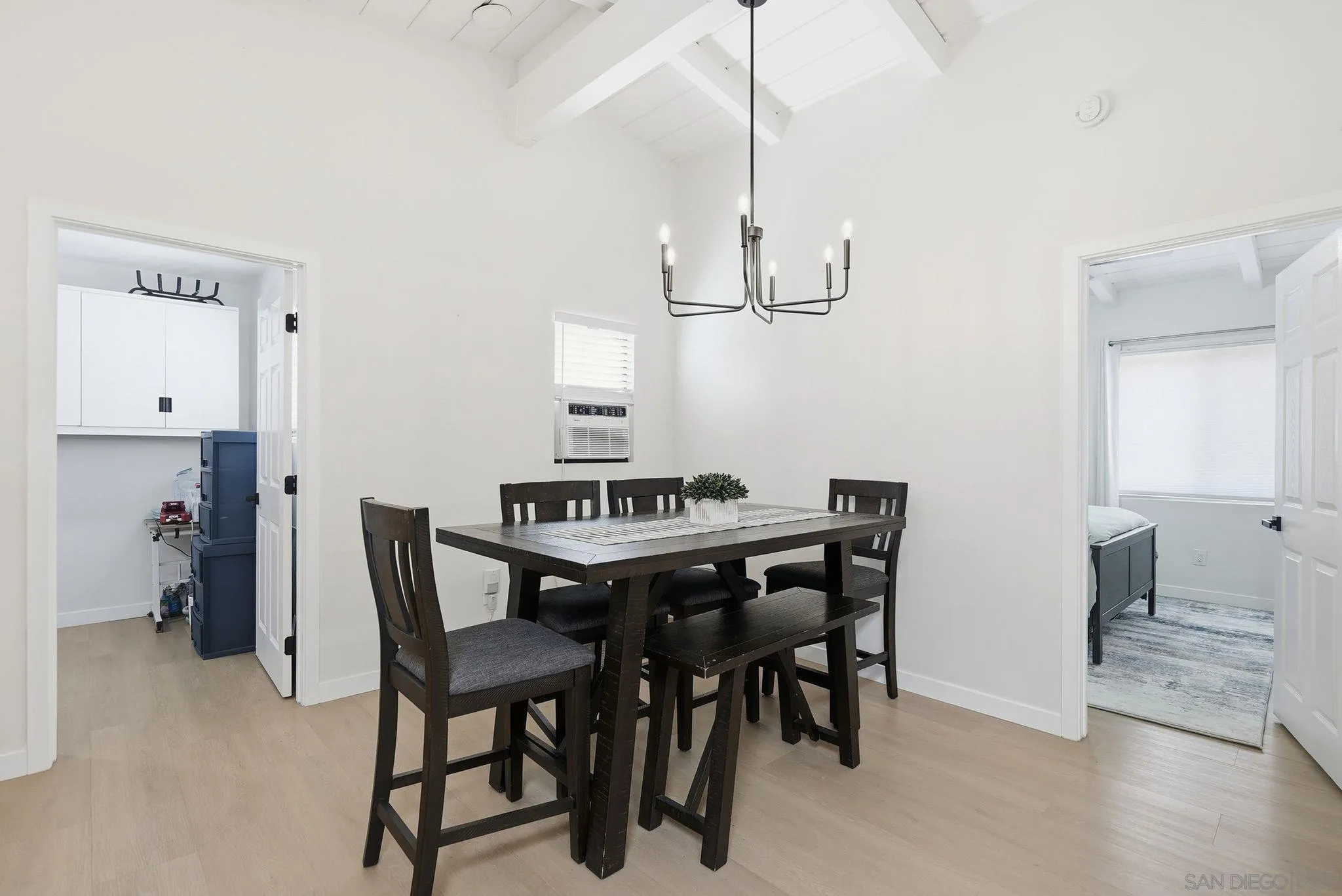 https://cdn.realtyfeed.com/cdn/127/260014051/1e64b71d6d3a721356f09c5b1b25fd3c.webp