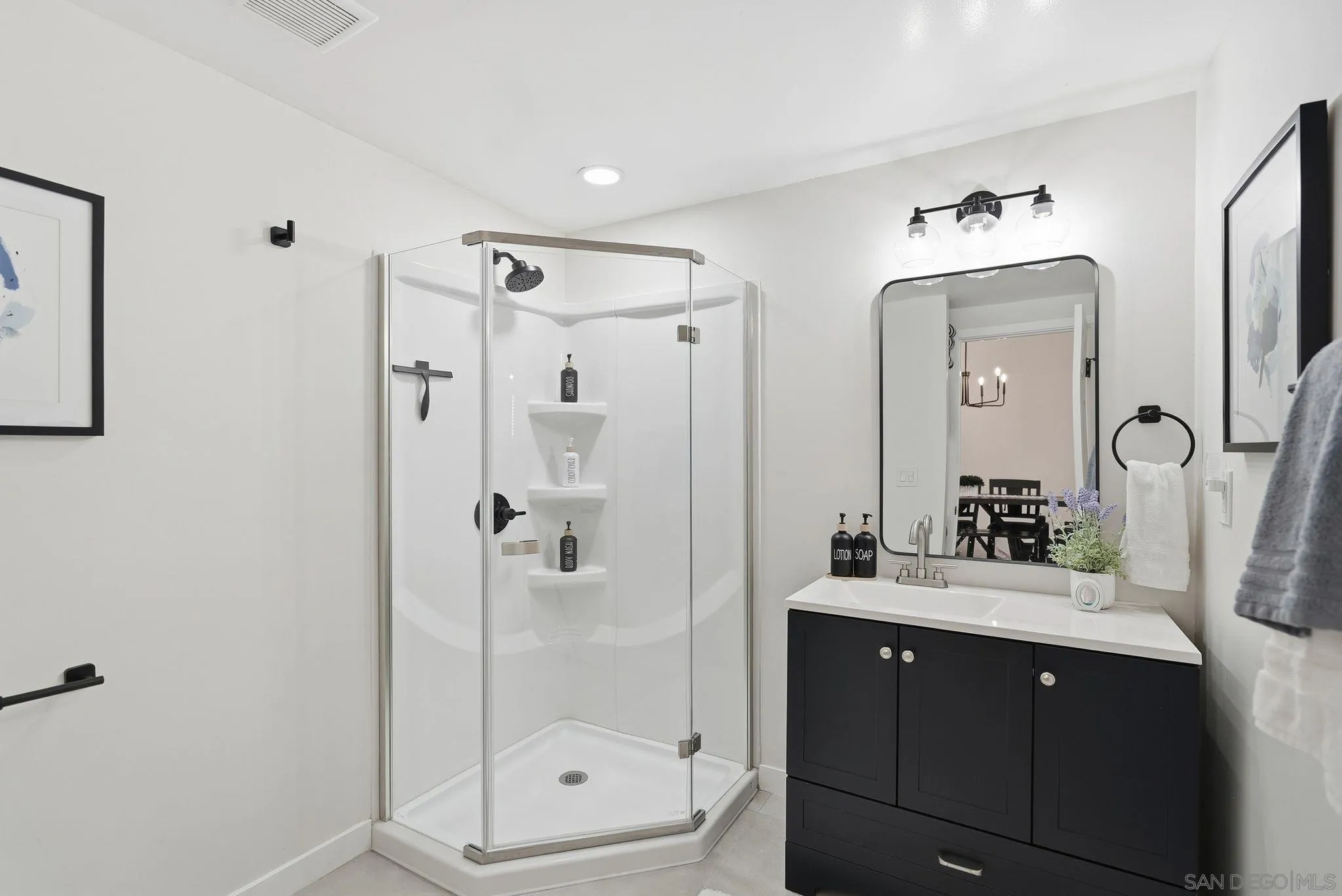 https://cdn.realtyfeed.com/cdn/127/260014051/3b75d857c92eb763b02055edb8124588.webp