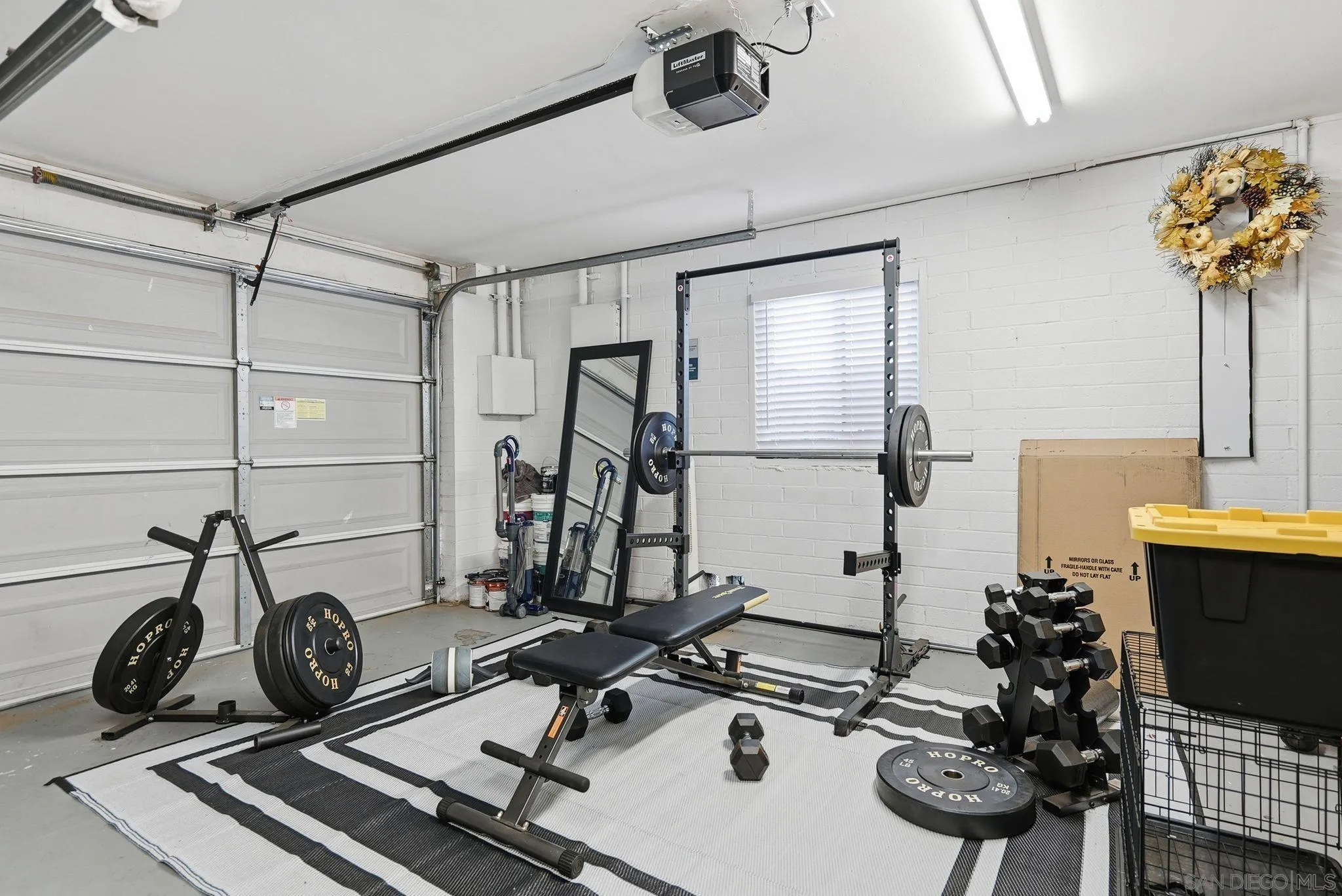 https://cdn.realtyfeed.com/cdn/127/260014051/66e69a837b0637dce64ebf57df1250ba.webp