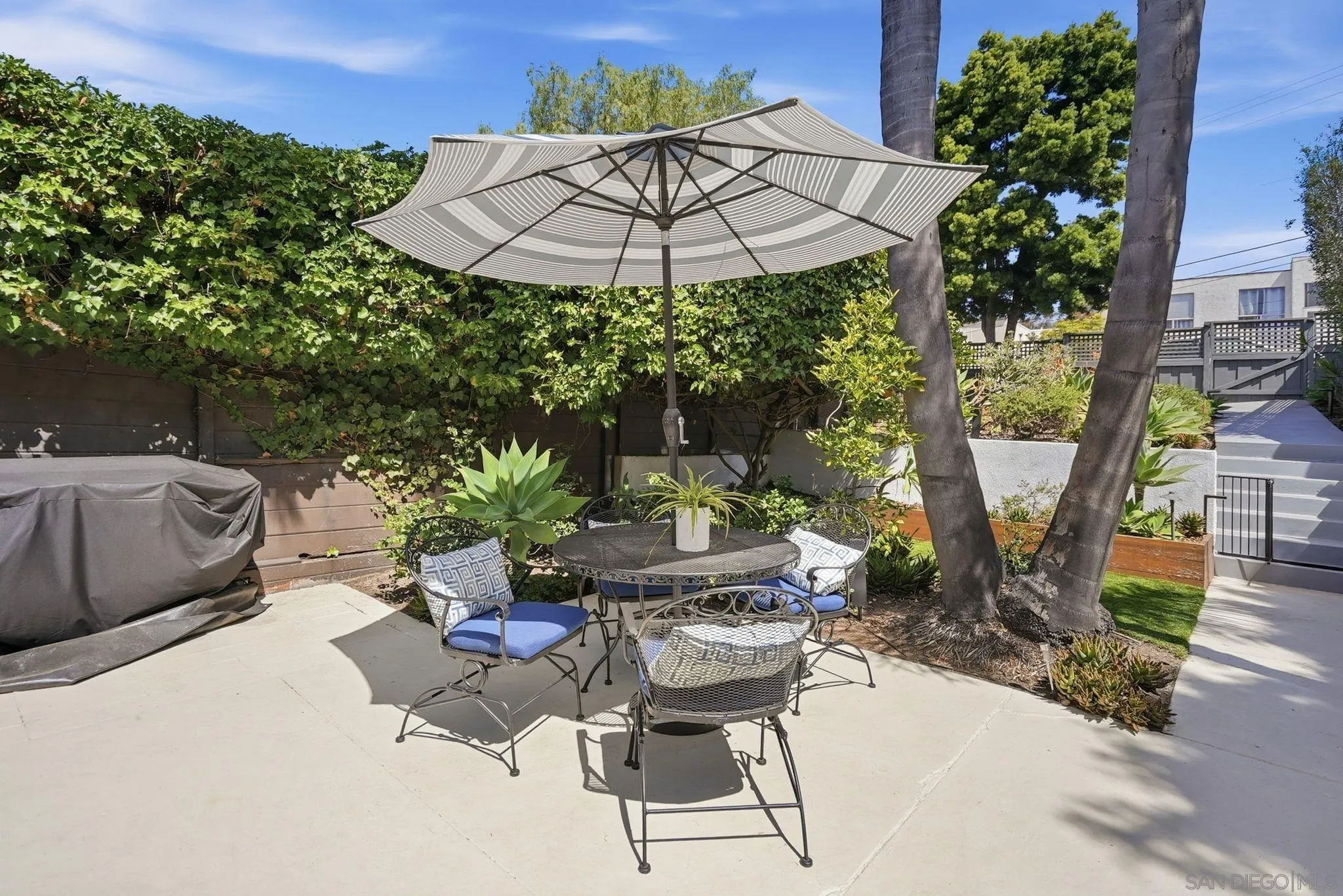 https://cdn.realtyfeed.com/cdn/127/260014051/b845084c5fdc37c649d12739d471ffd3.webp