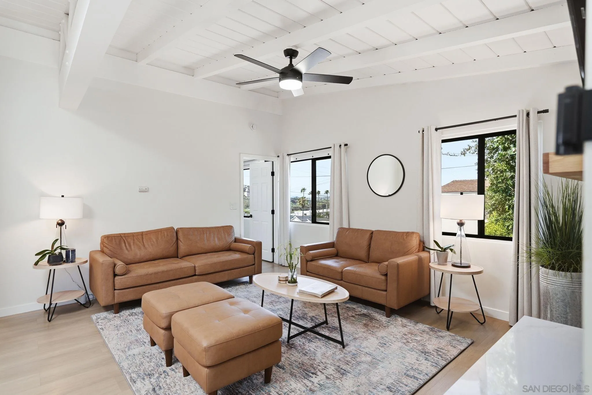 https://cdn.realtyfeed.com/cdn/127/260014051/fd92bd0055da816a3b9e568418c3c579.webp