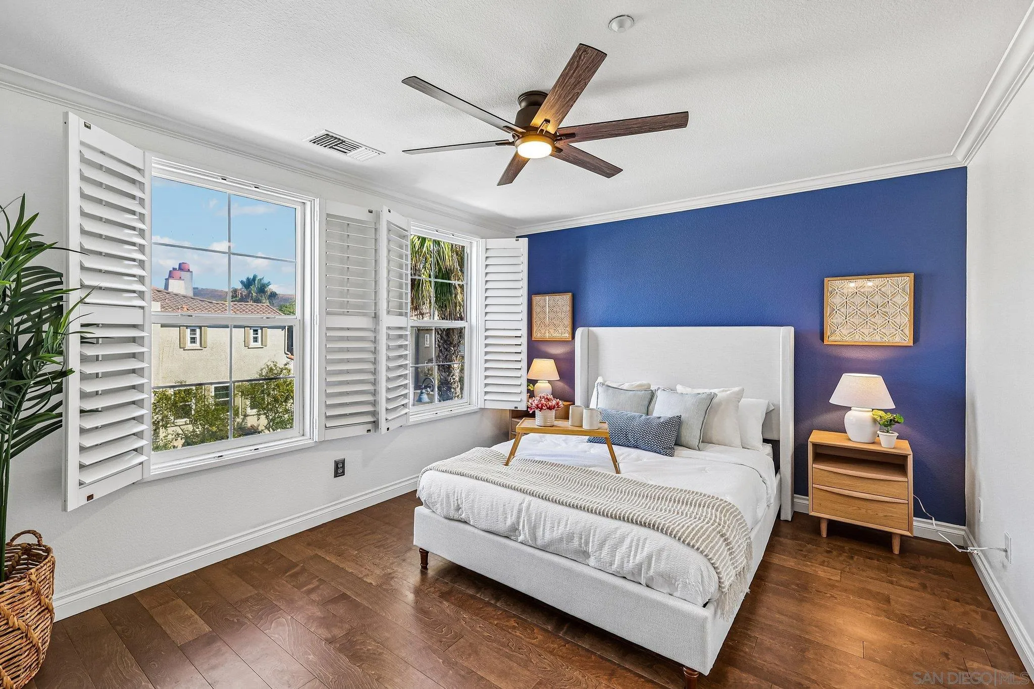 https://cdn.realtyfeed.com/cdn/127/260014055/08473b01ddf4febf83ad771202f2d121.webp