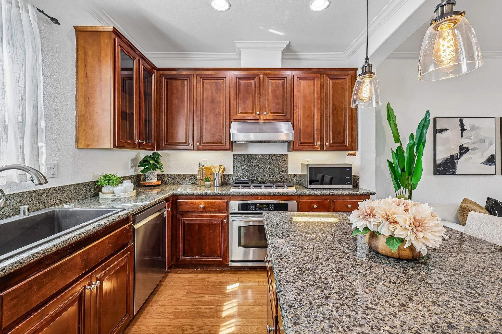 https://cdn.realtyfeed.com/cdn/127/260014055/295aeb3badbfd994d14a741e19e5034c.webp