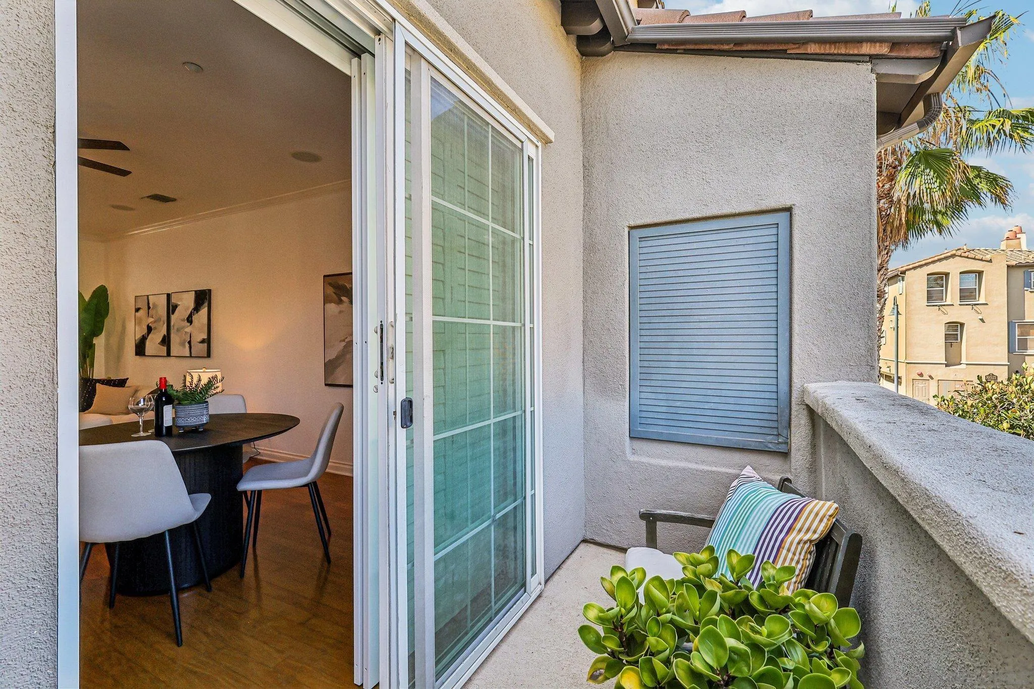 https://cdn.realtyfeed.com/cdn/127/260014055/390aab63367e9066da41b5b3521c8bcf.webp
