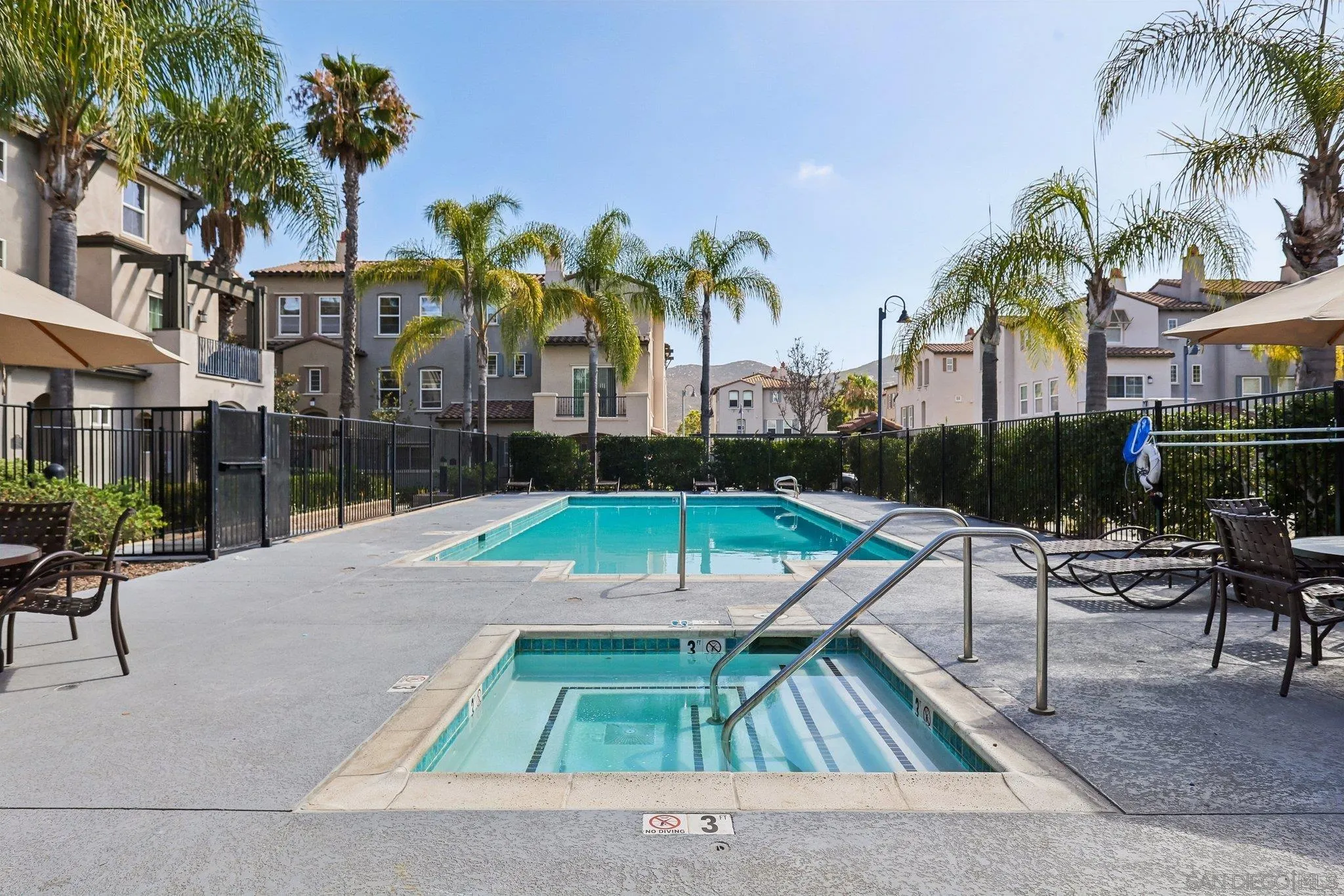 https://cdn.realtyfeed.com/cdn/127/260014055/59902aa2eda0dc81cc612ca43de74b67.webp