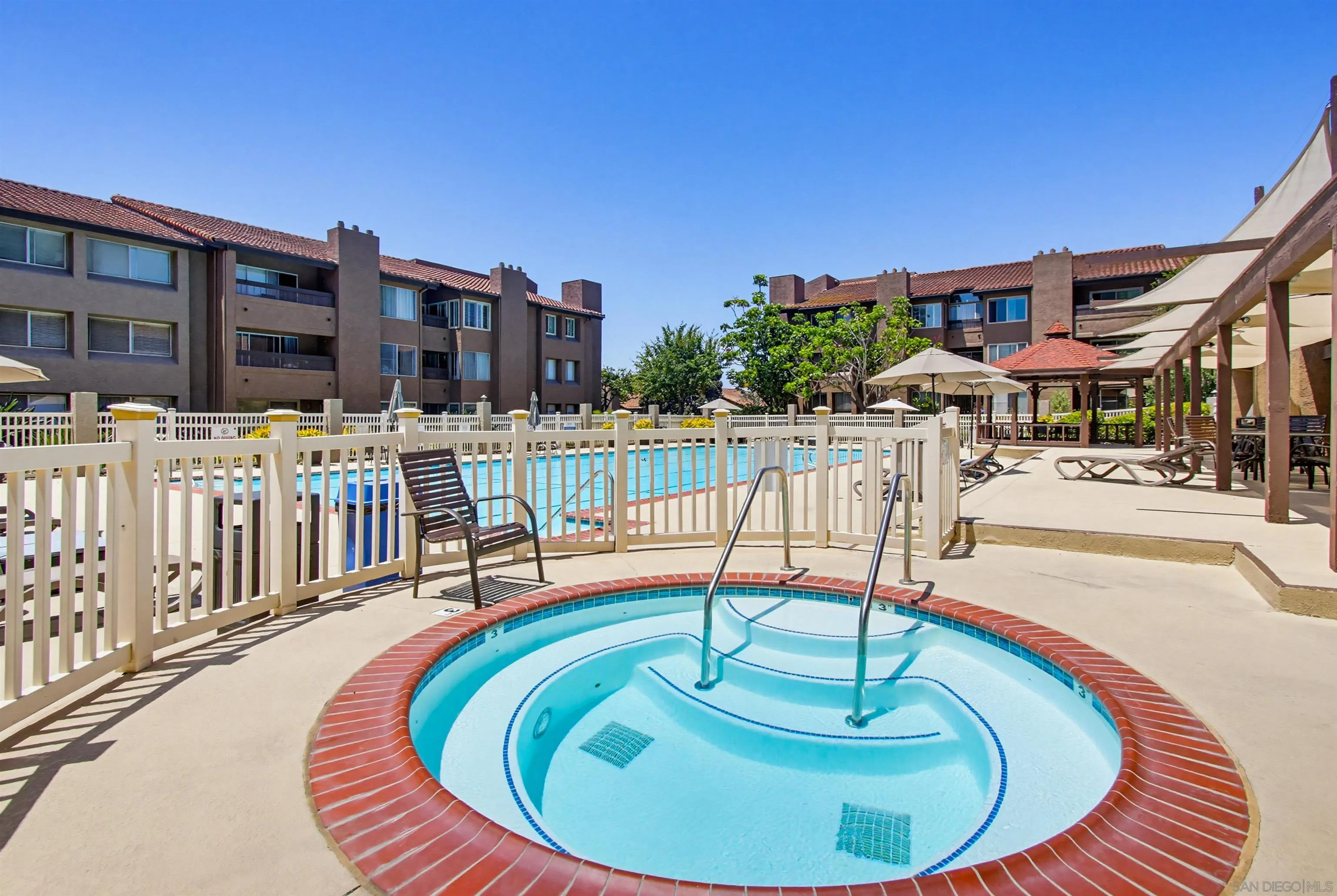 https://cdn.realtyfeed.com/cdn/127/260014059/d0bada030b8a2451eb7e04e6bb69f6cf.webp